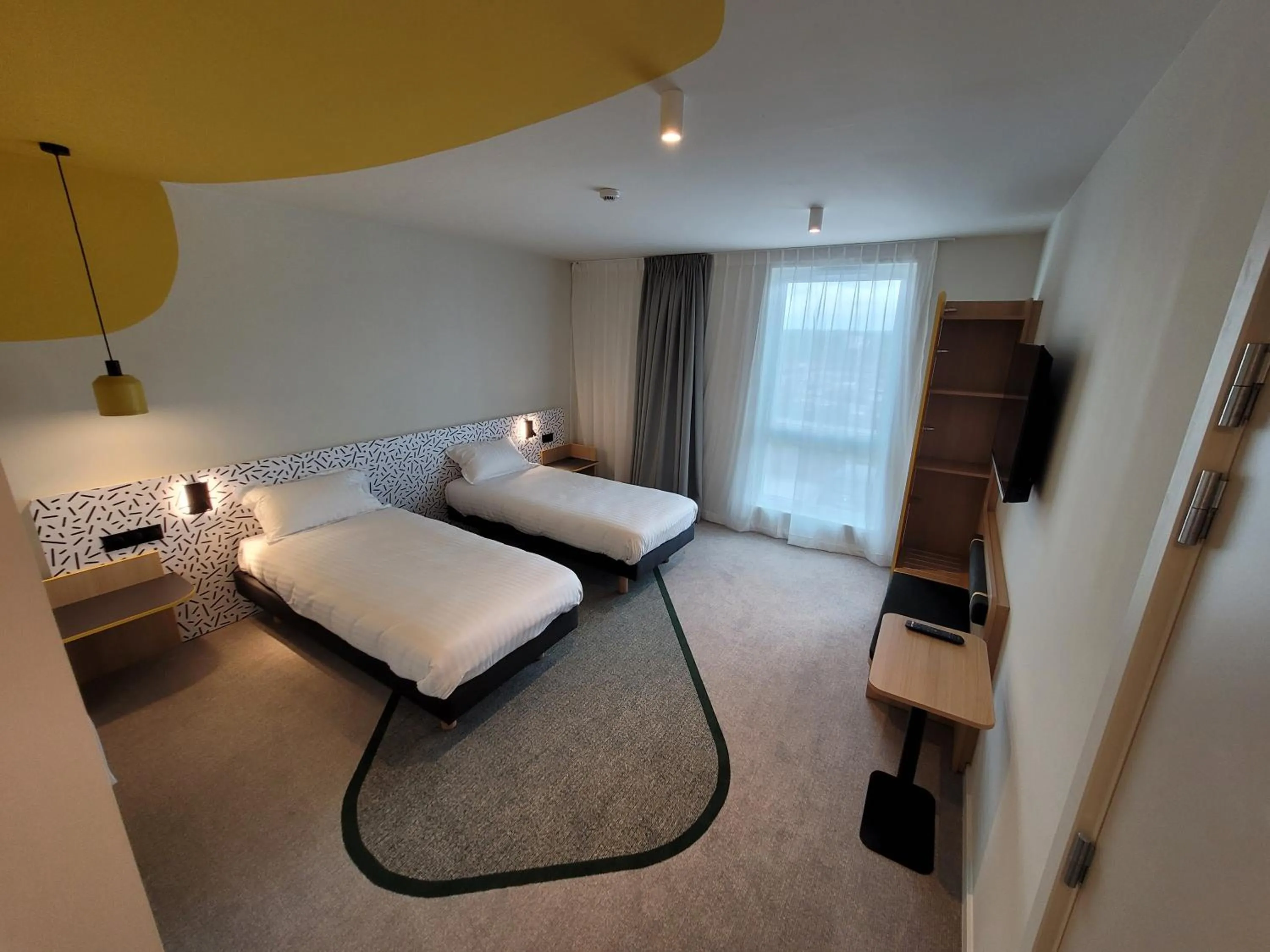 Bed in Hôtel AKENA Strasbourg - Hoerdt
