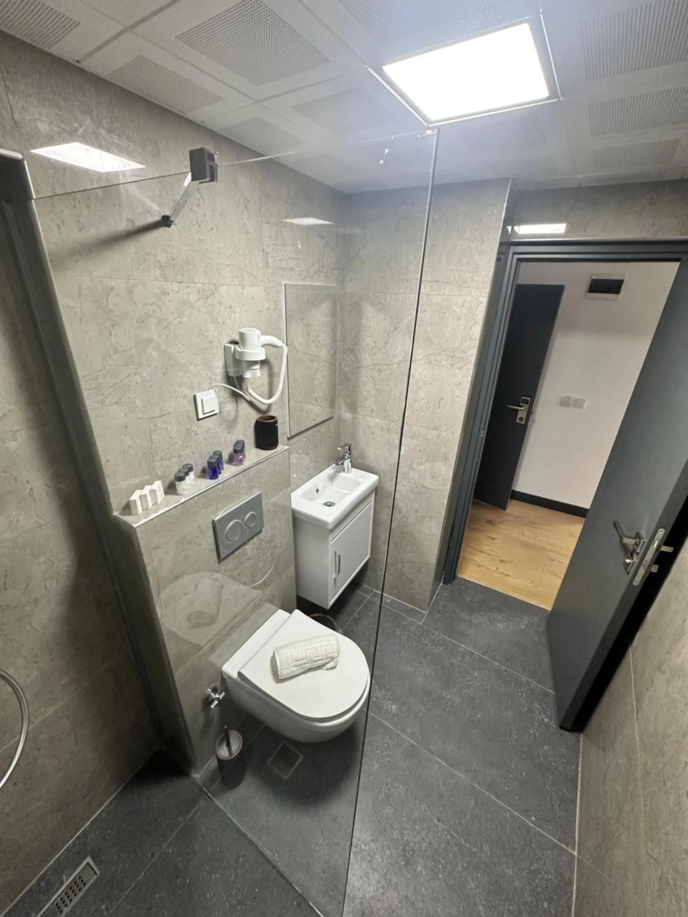 Shower in Davidson Boutique Hotel