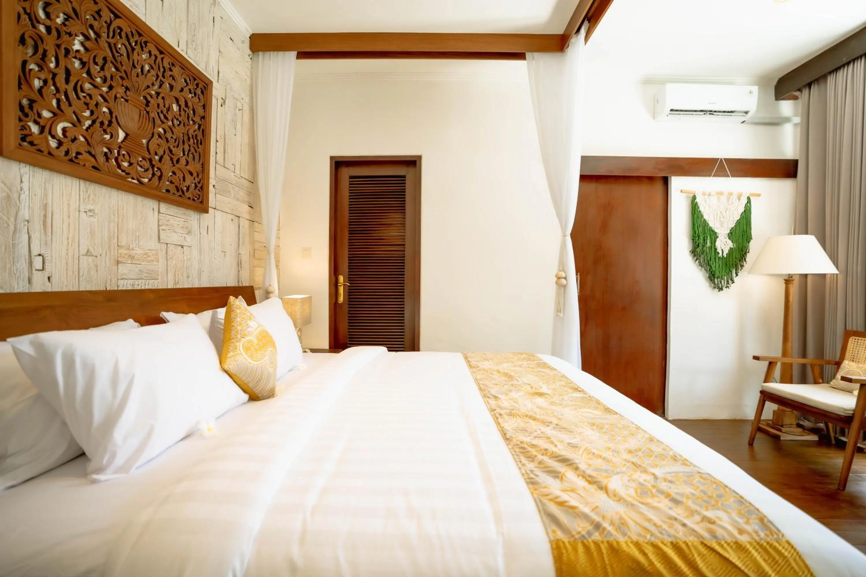 Bed in Shanti Estate Seminyak by Nakula