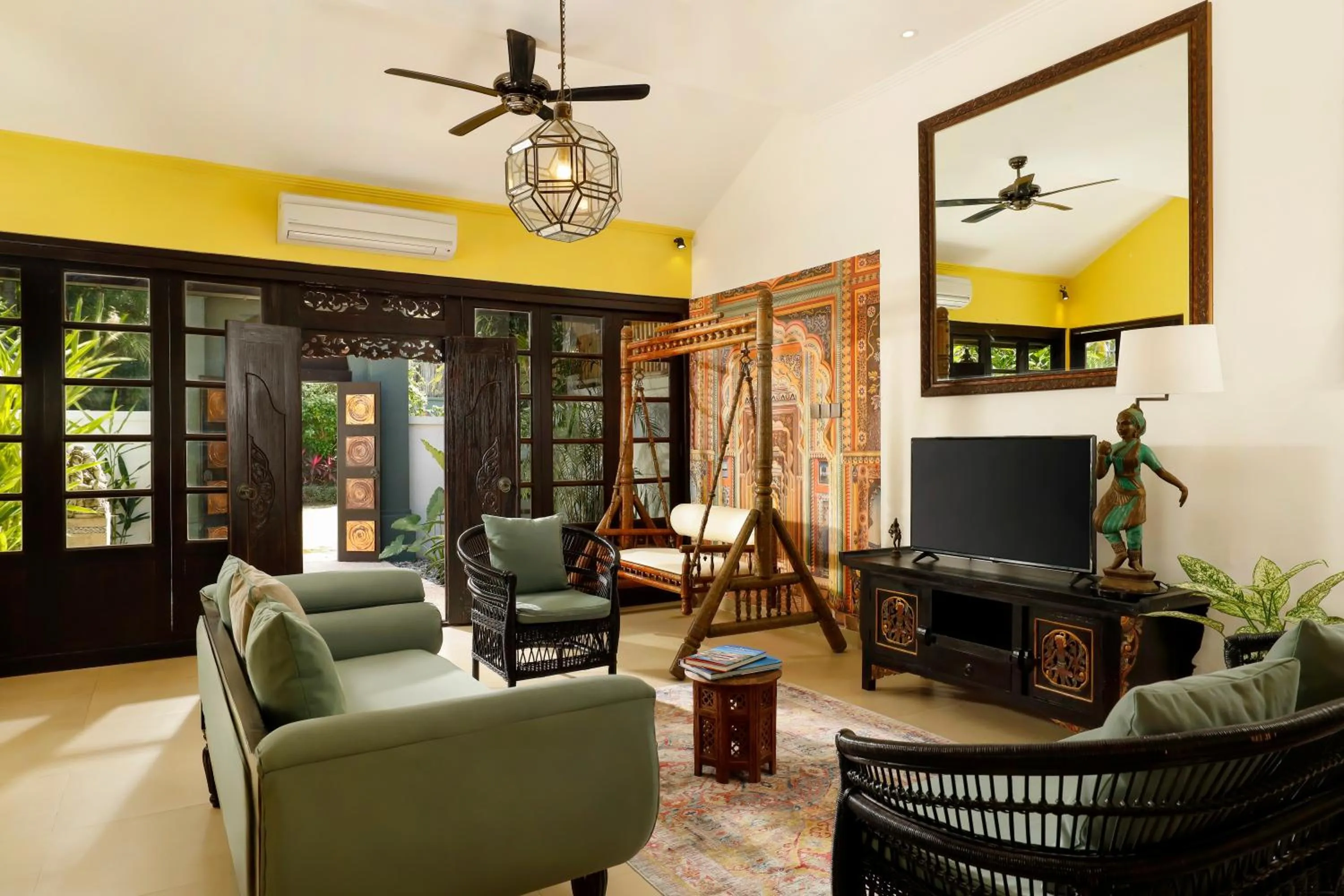 Living room in Shanti Estate Seminyak by Nakula