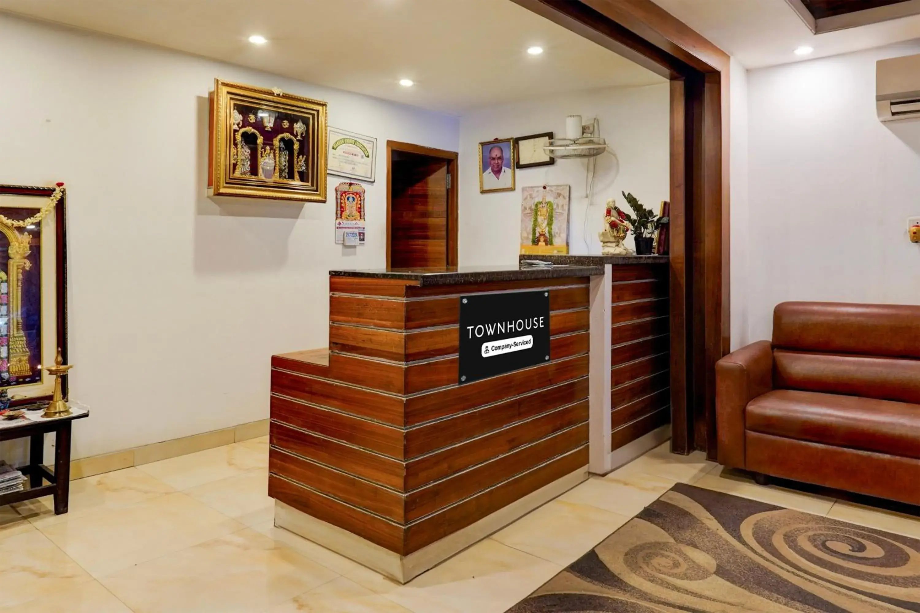 Lobby or reception in Super Townhouse Arcot Road Near Kauvery hospital Lobby or reception in Super Townhouse Arcot Road Near Kauvery hospital