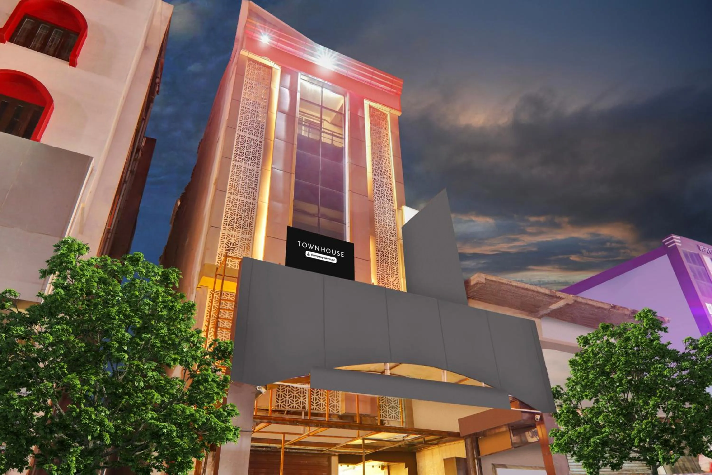 Facade/entrance in Super Townhouse Kankarbagh Formerly Kunwar Alcajars