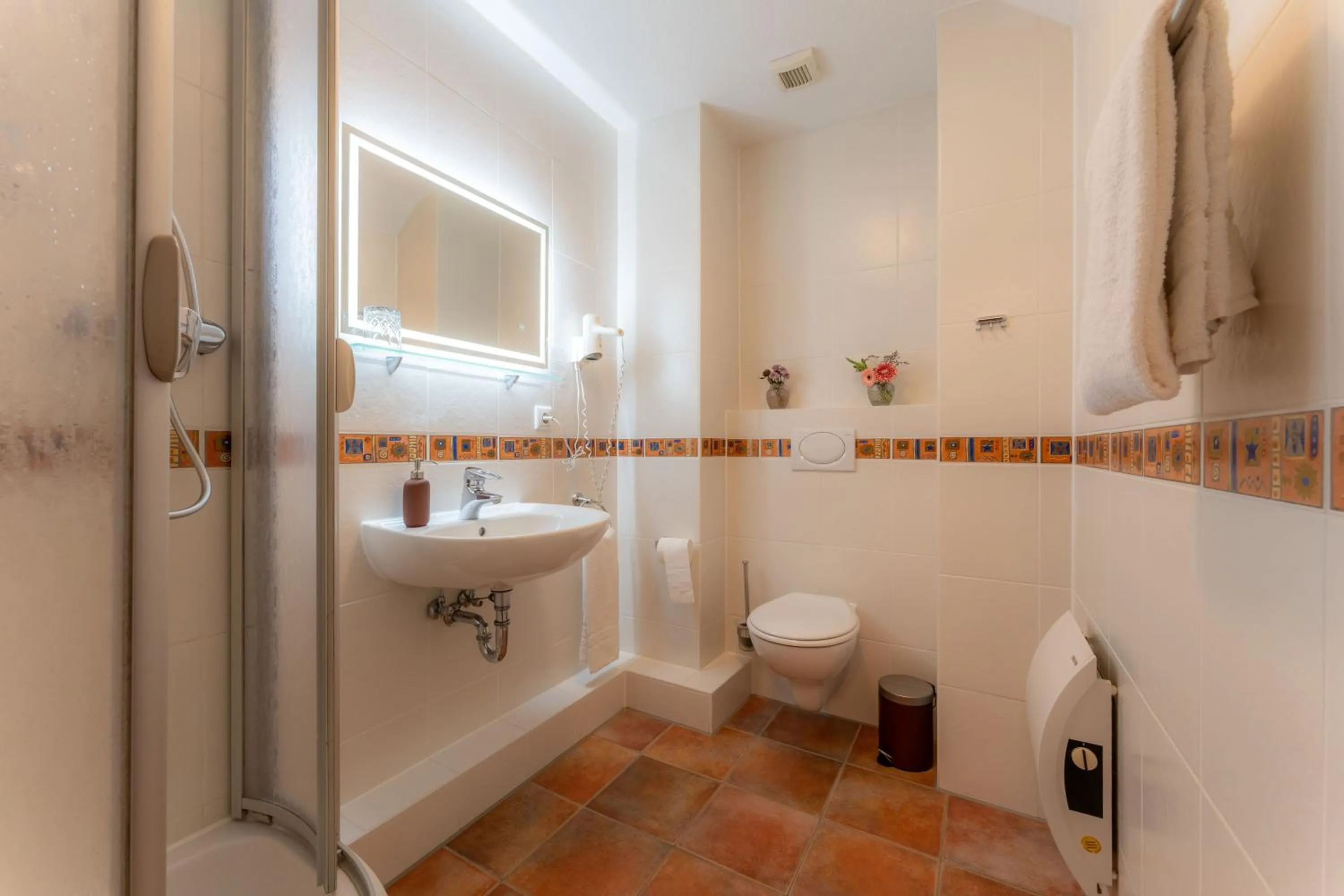 Shower in Gasthof Neuhaus