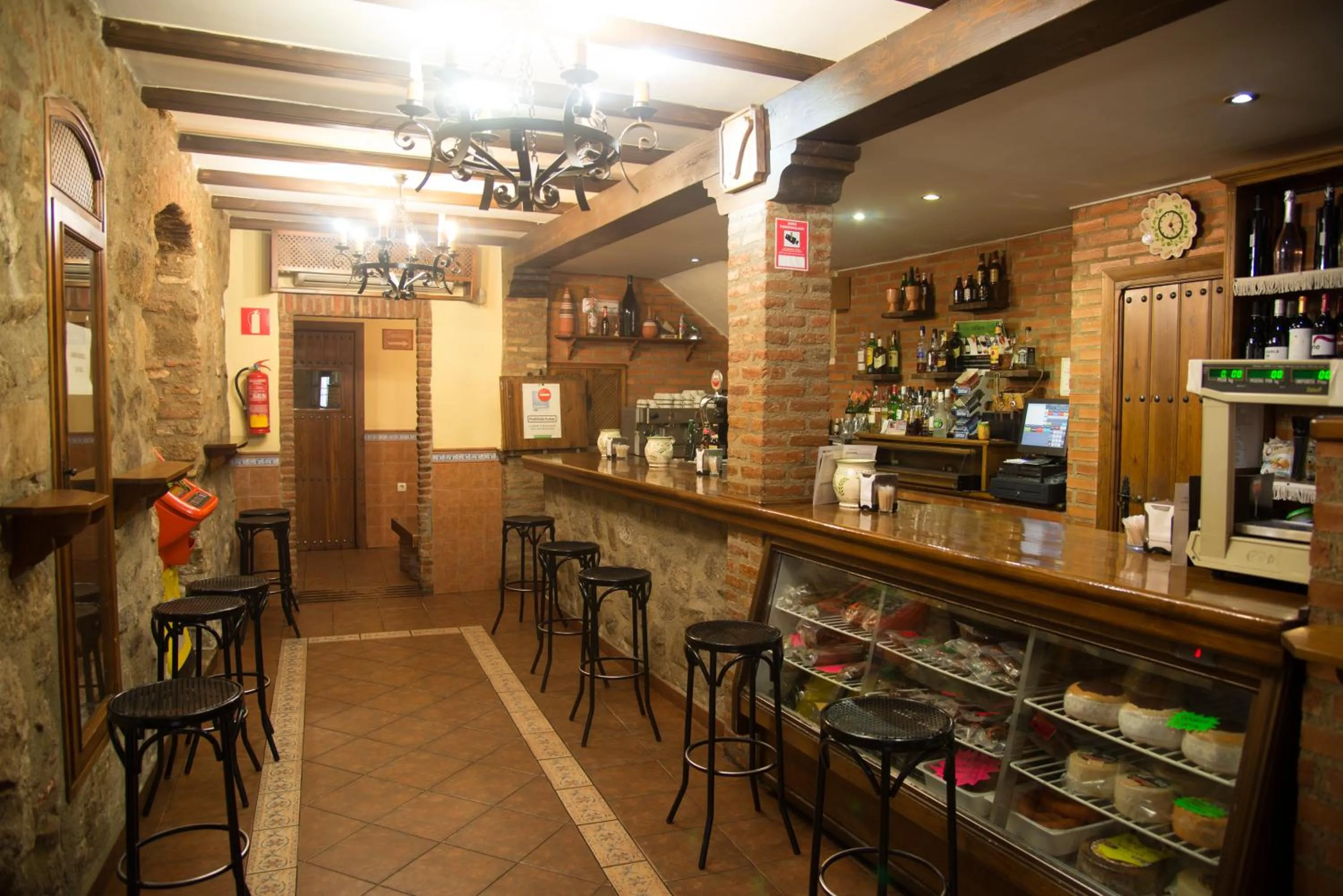 Lounge or bar in Hostal Hueso