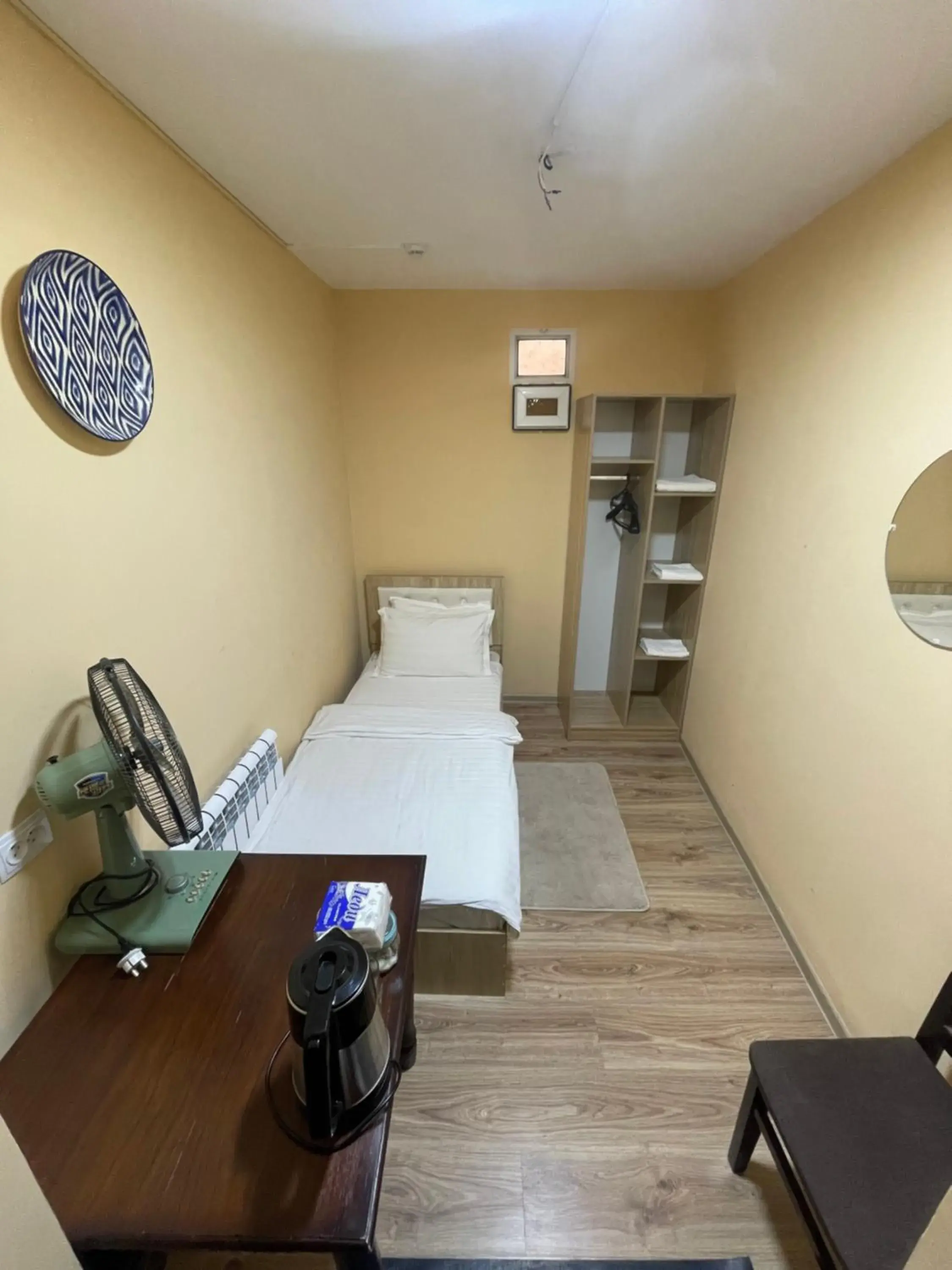 Single Room with Shared Bathroom in Mulberry Hotel Single Room with Shared Bathroom in Mulberry Hotel