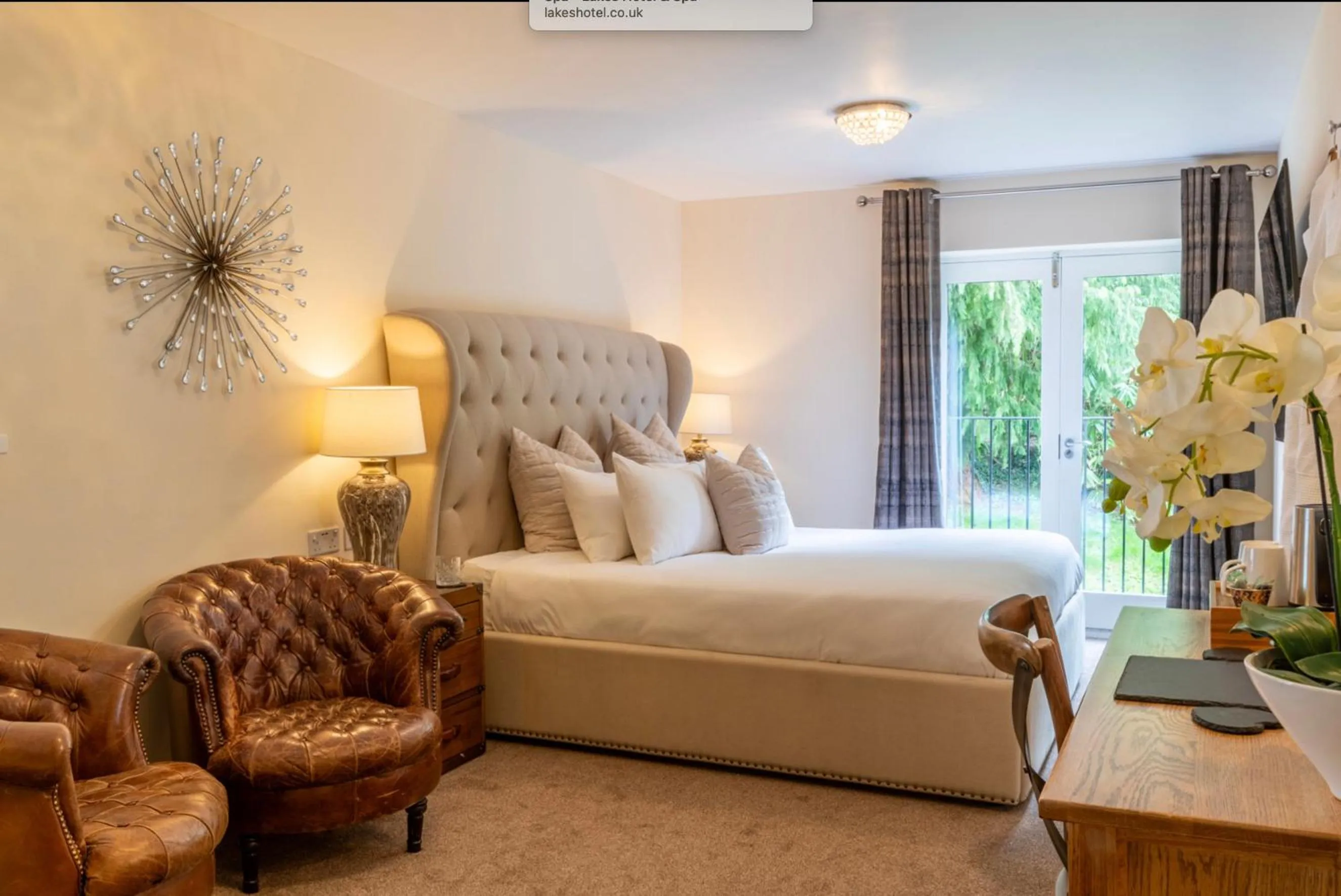 Bed in Lakes Hotel & Spa