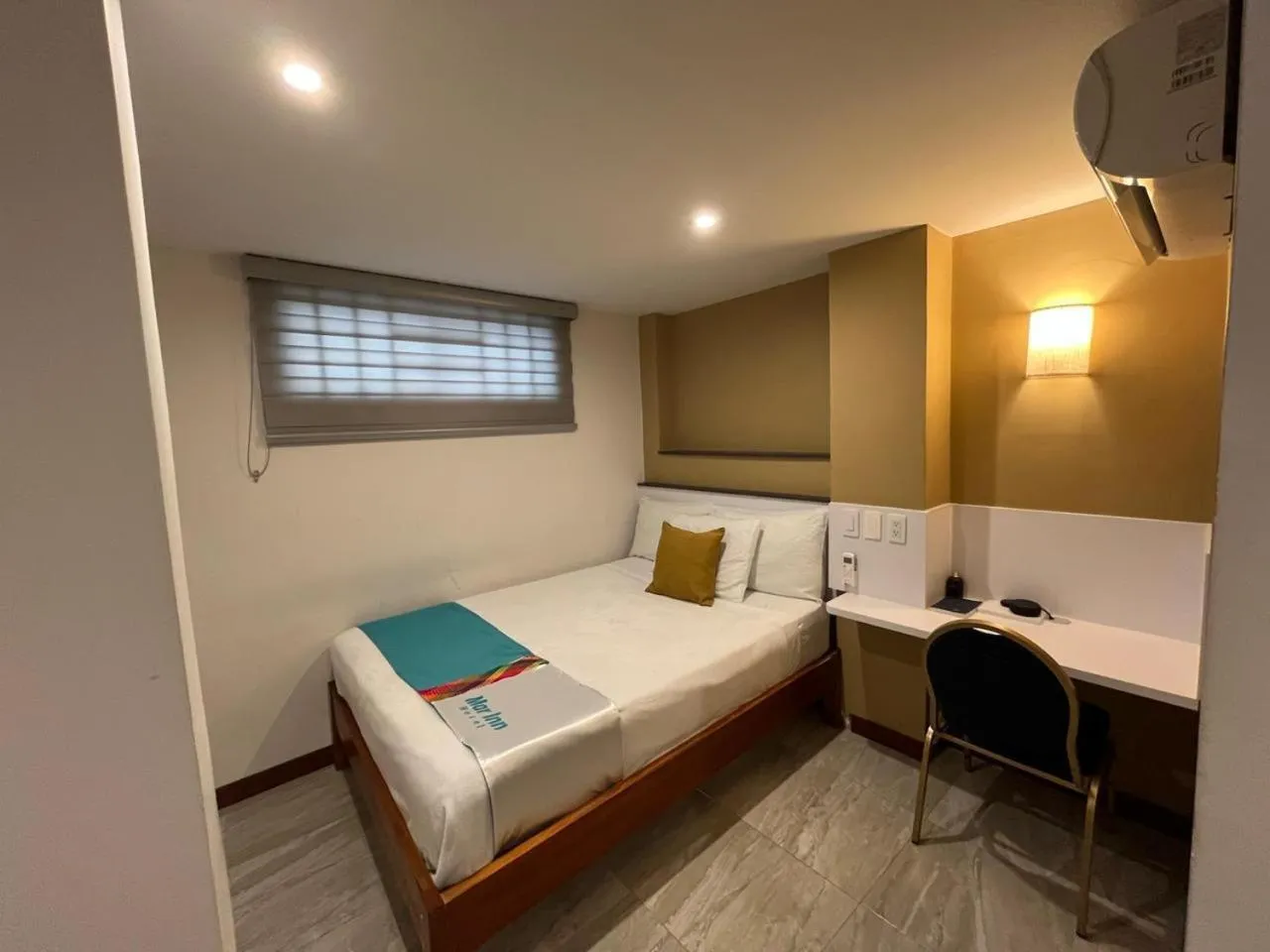 Bed in Mar Inn Hotel