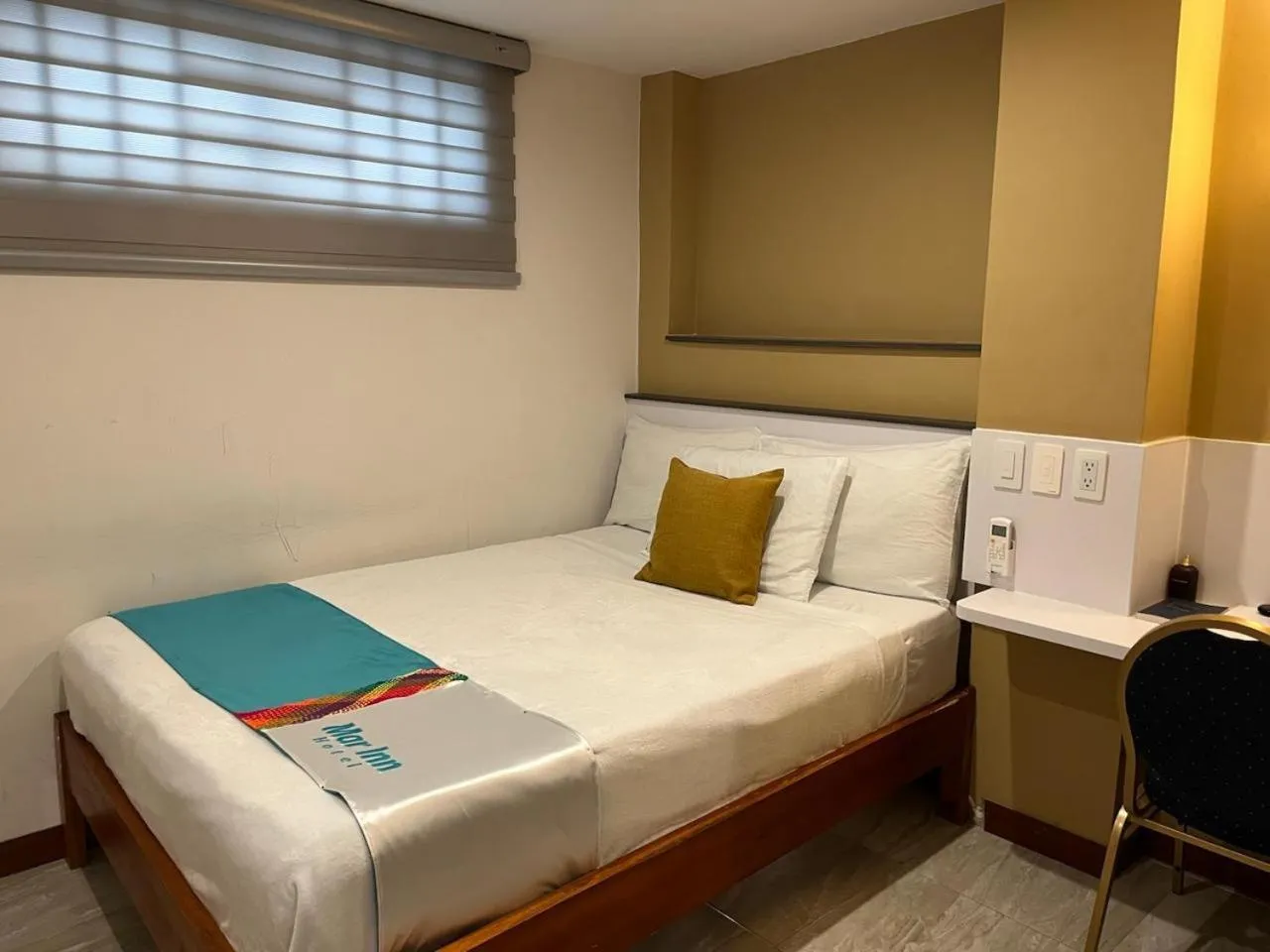 Bed in Mar Inn Hotel