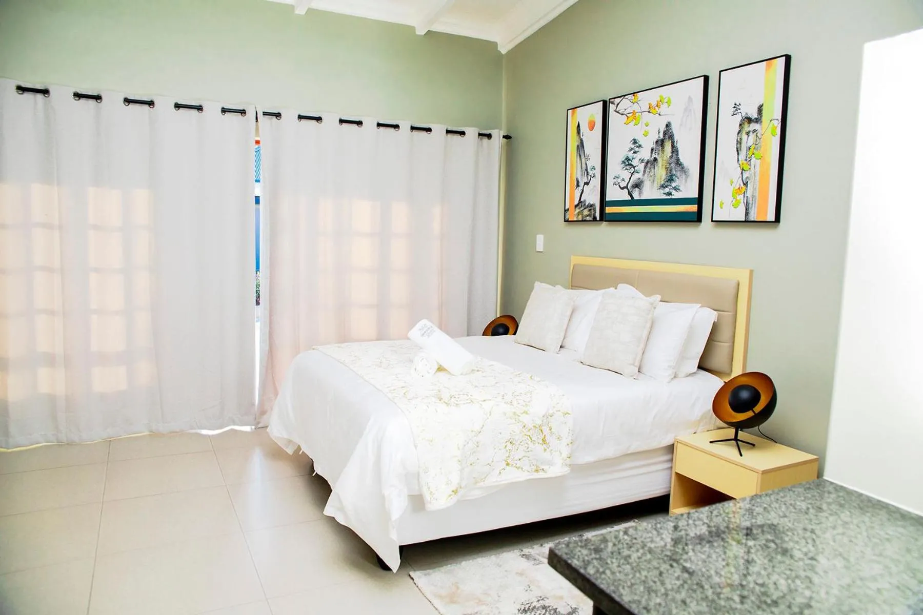 Bed in Positano Boutique Hotel