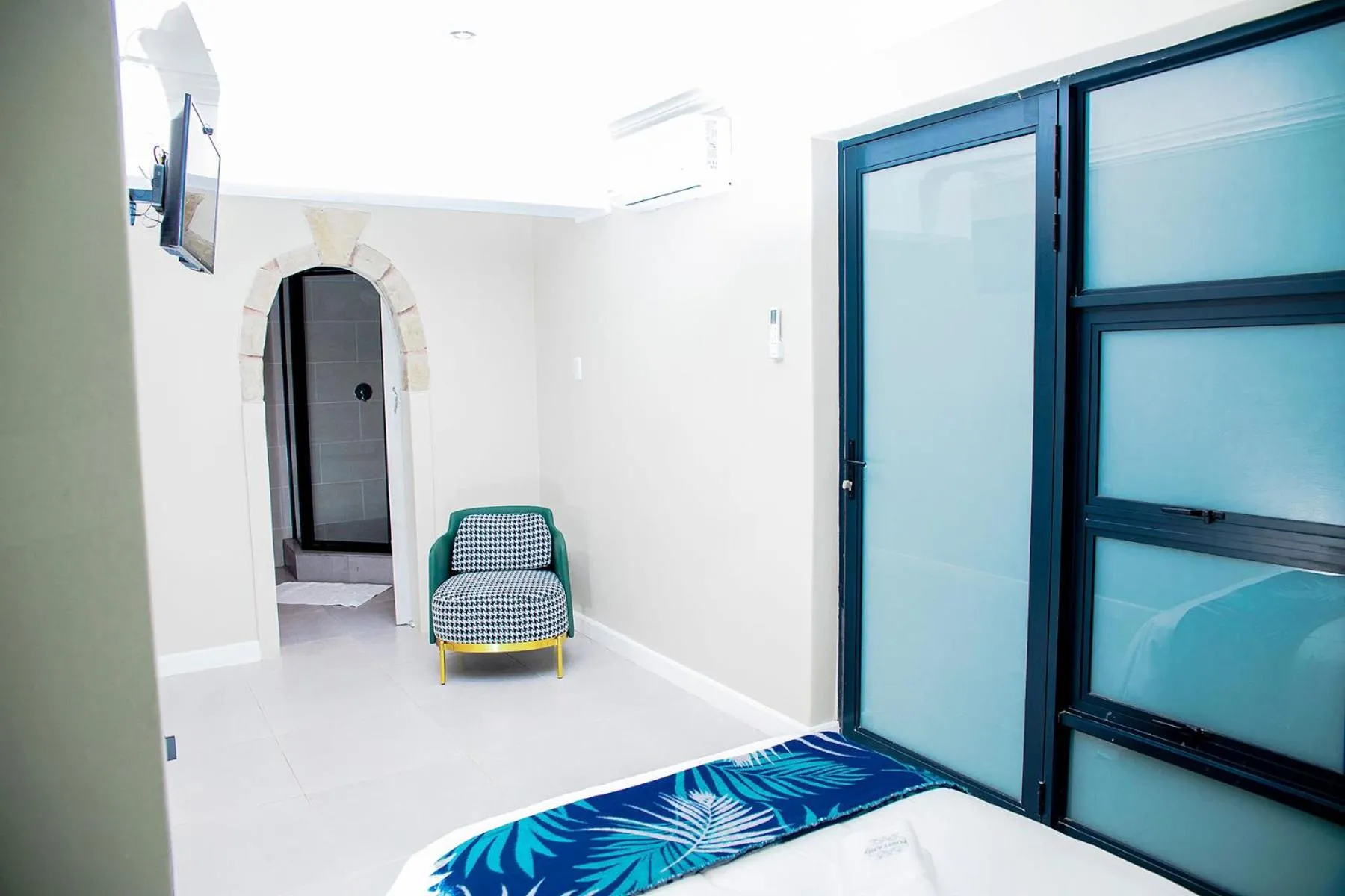 Bed in Positano Boutique Hotel