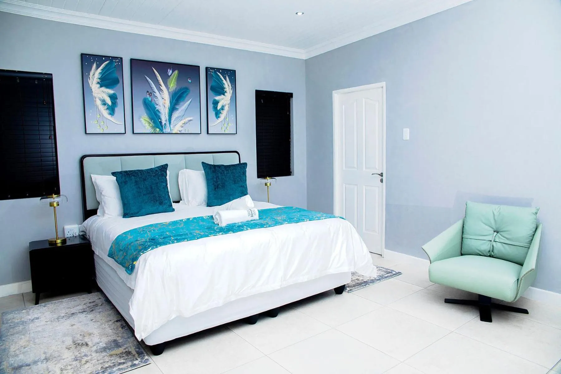 Bed in Positano Boutique Hotel