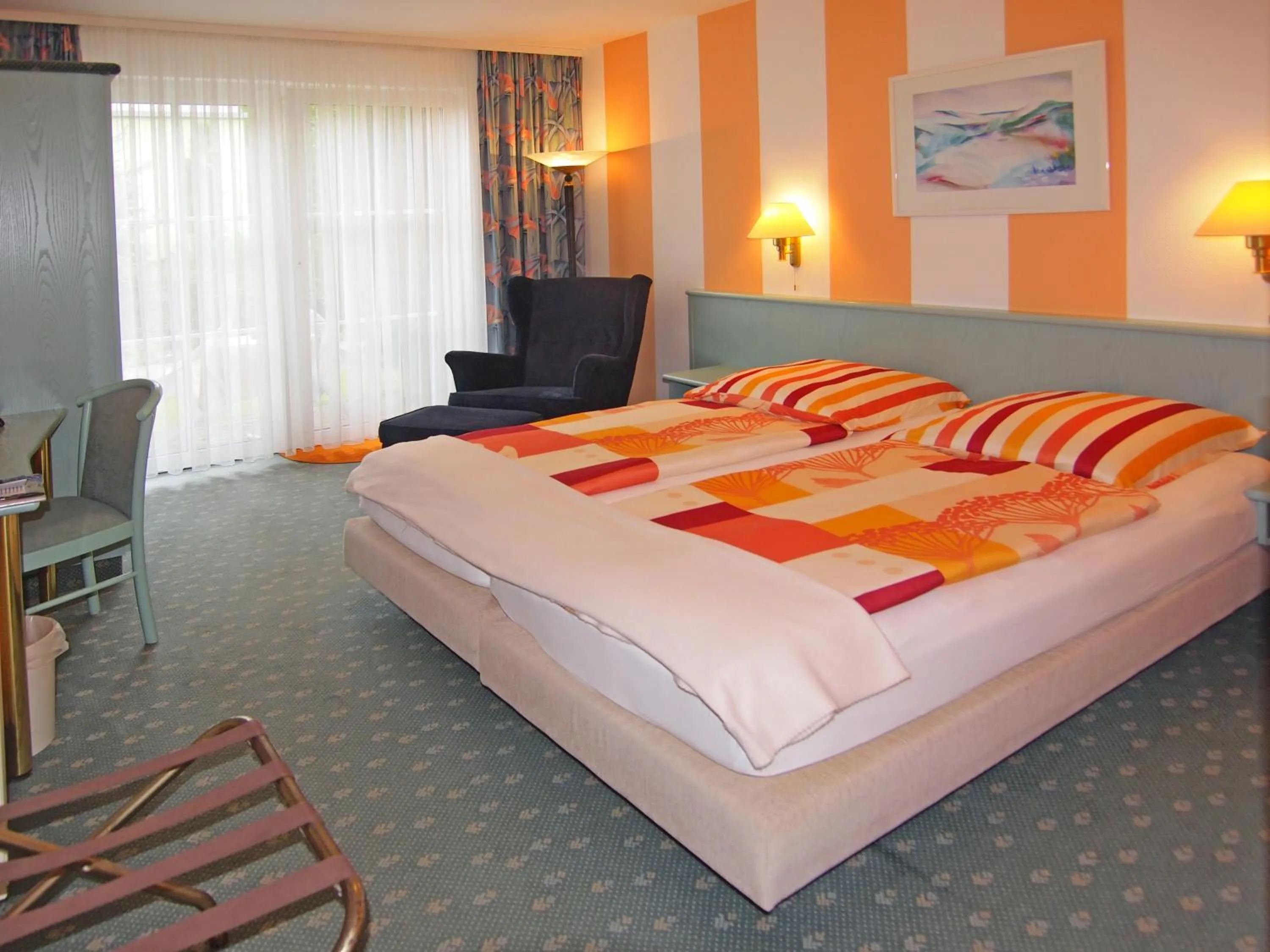 Bedroom, Bed in Hotel Grüner Baum