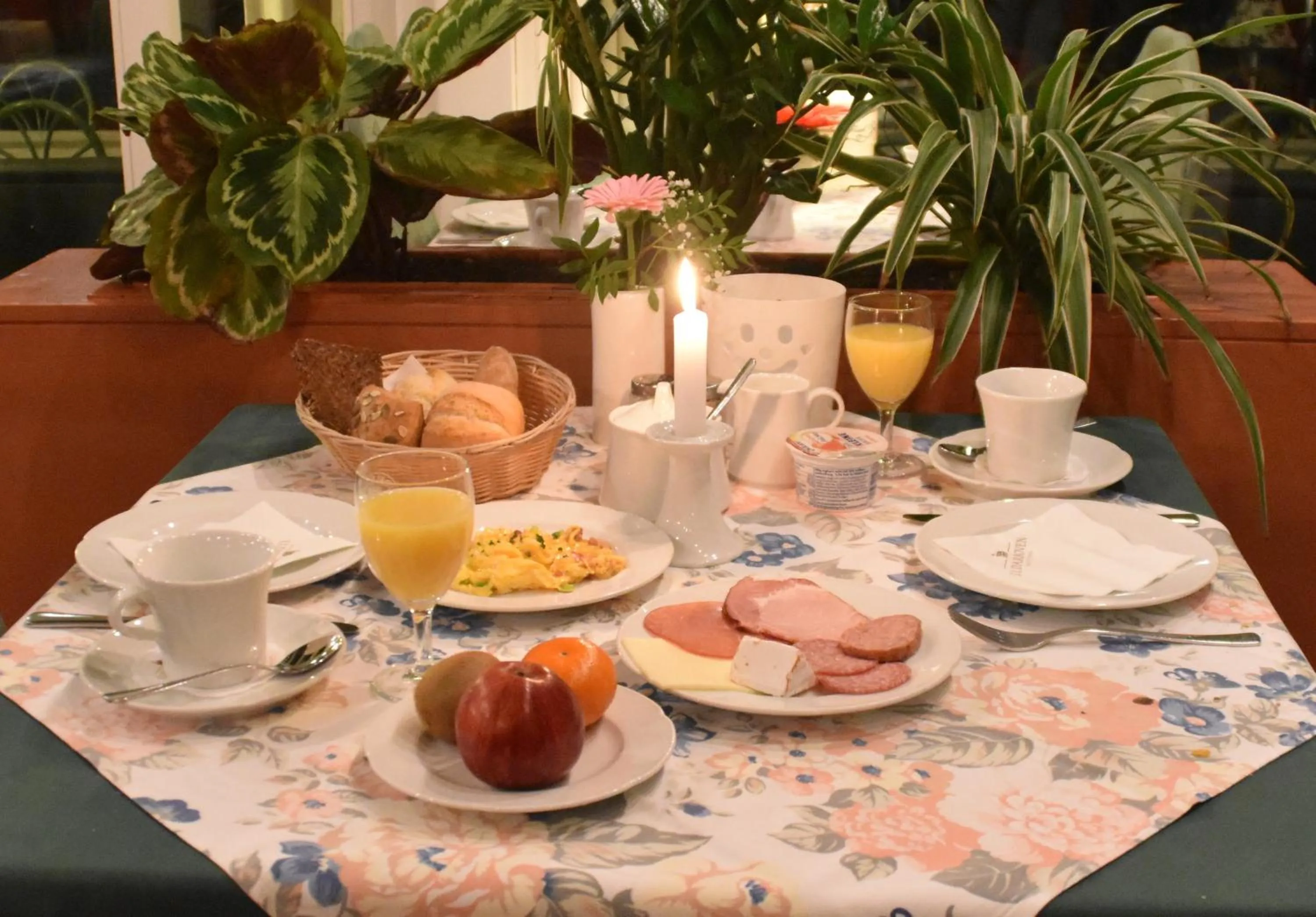 Food and drinks in Hotel Grüner Baum