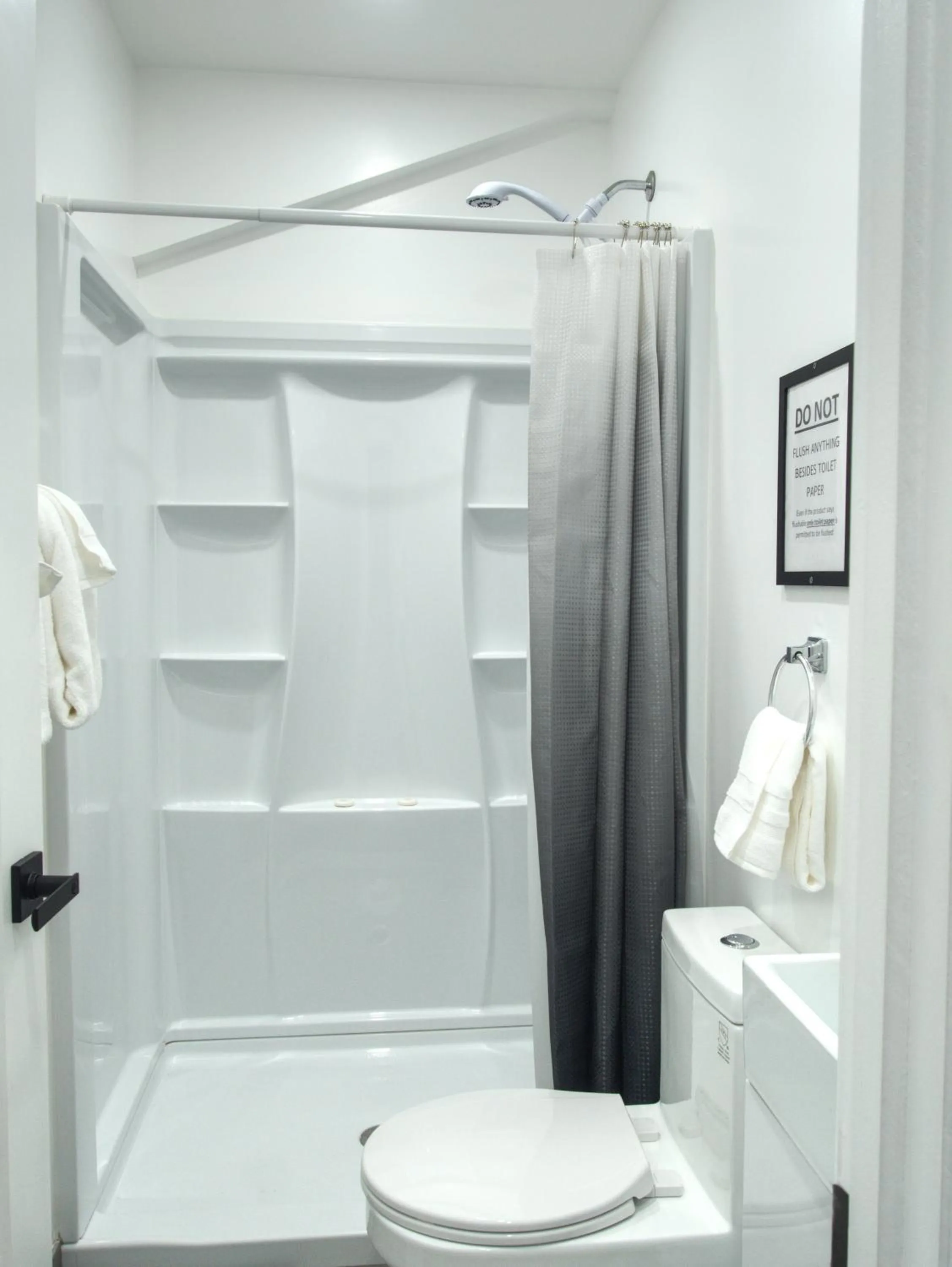 Bathroom in Vermont Suites