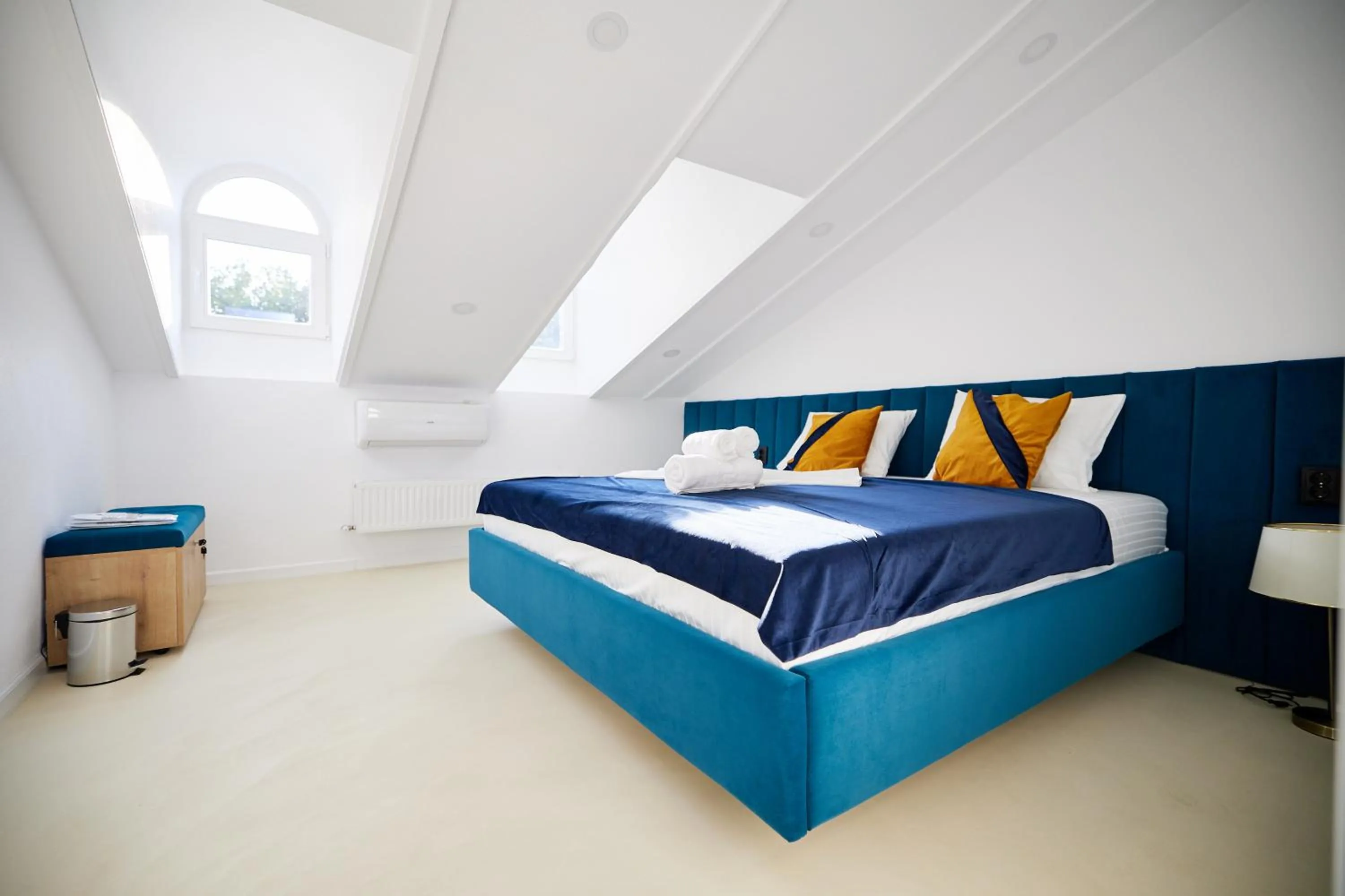 Bed in Carol Park View