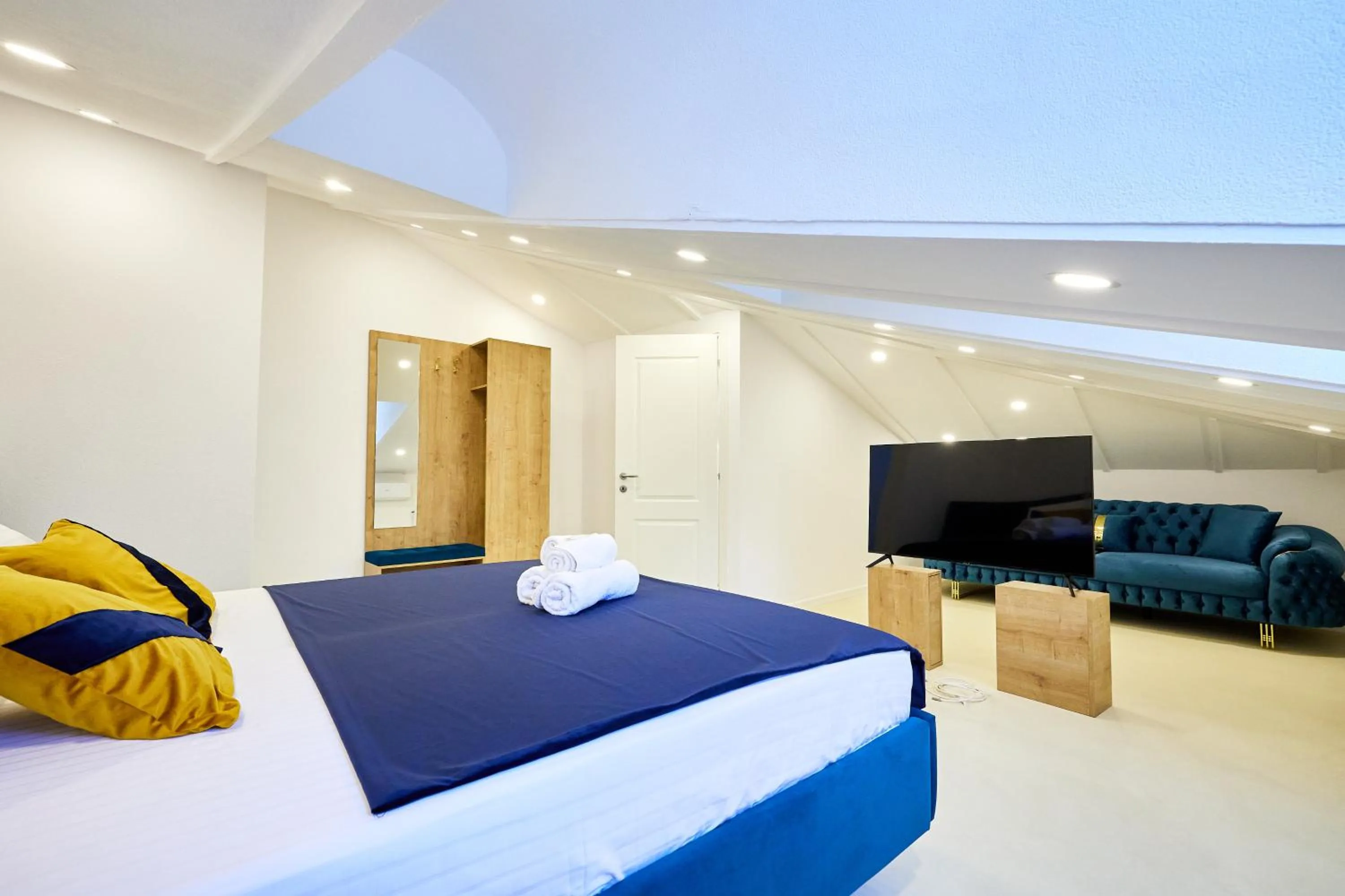 TV and multimedia, Bed in Carol Park View