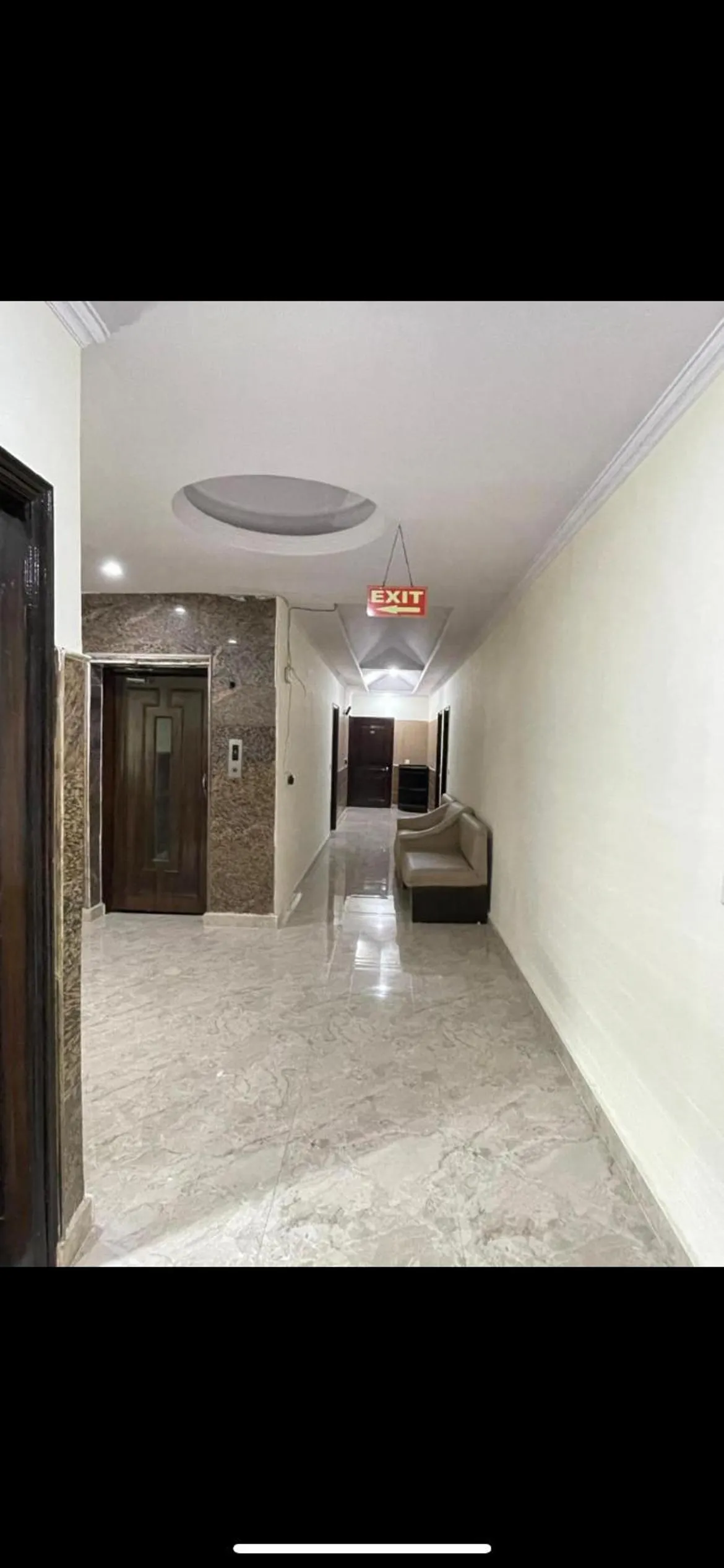 Seating area in Hotel Radiance