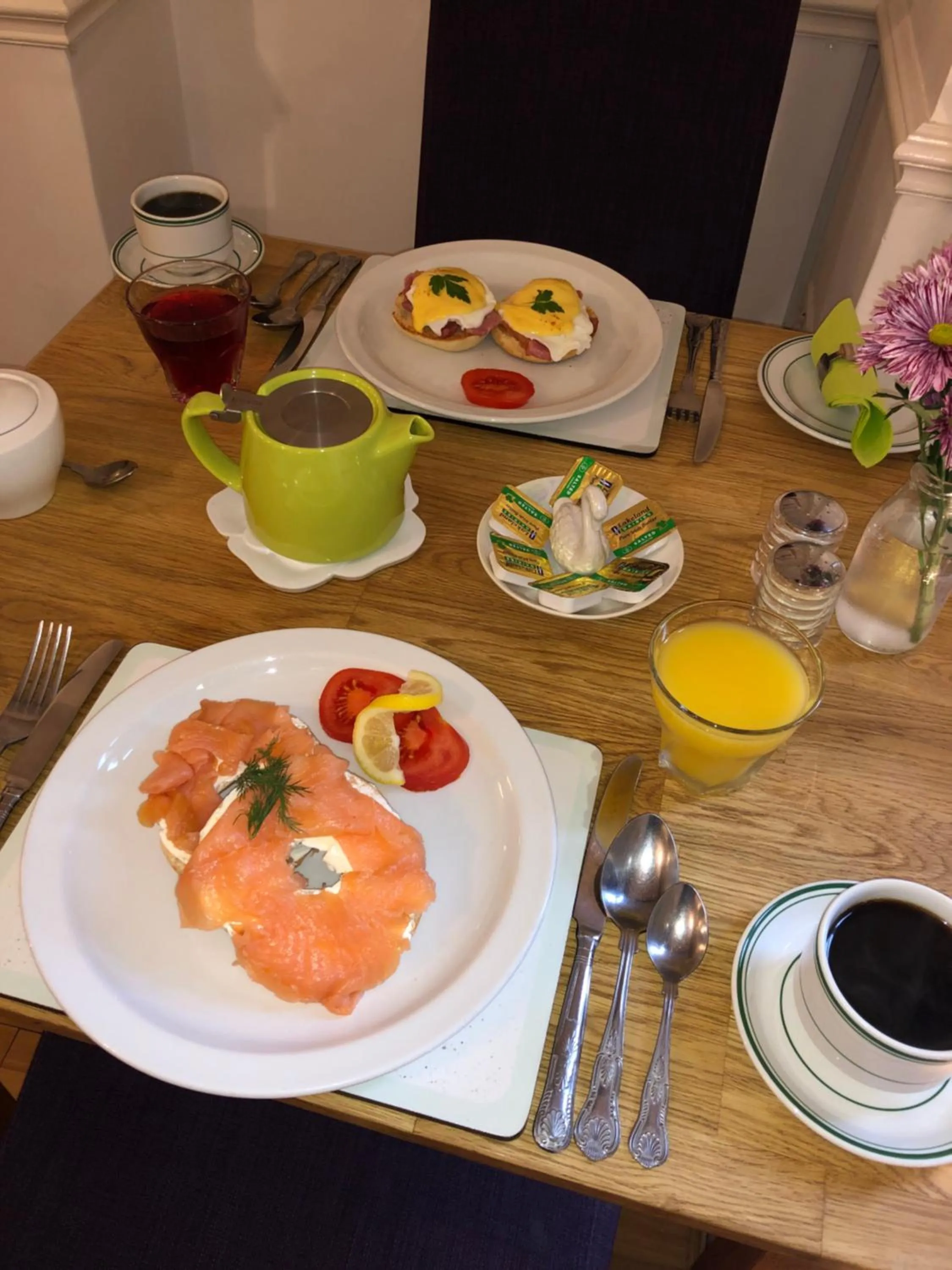 English/Irish breakfast in St John's Lodge Guest House incl off-site leisure club