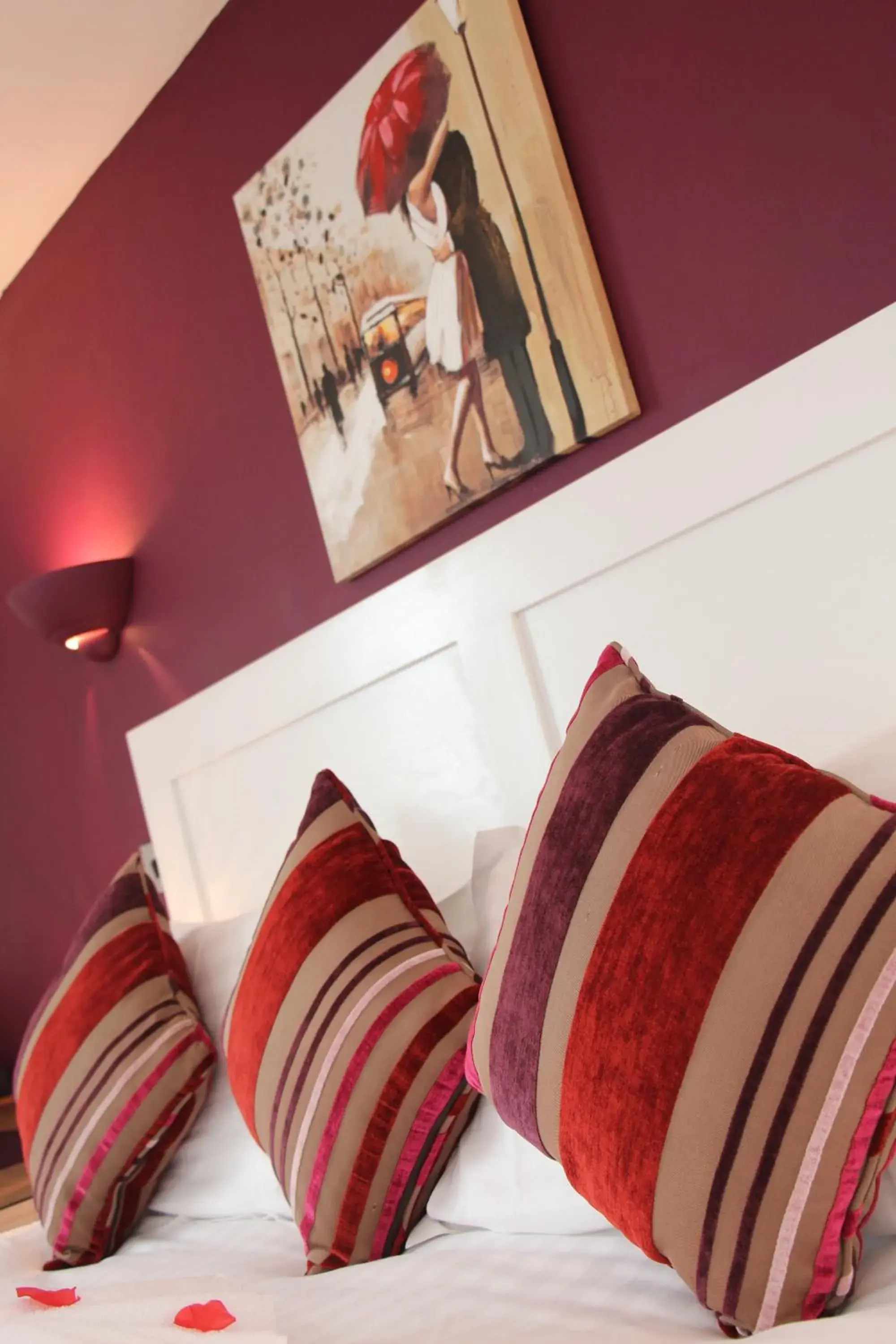 Decorative detail, Bed in St John's Lodge Guest House incl off-site leisure club Decorative detail, Bed in St John's Lodge Guest House incl off-site leisure club