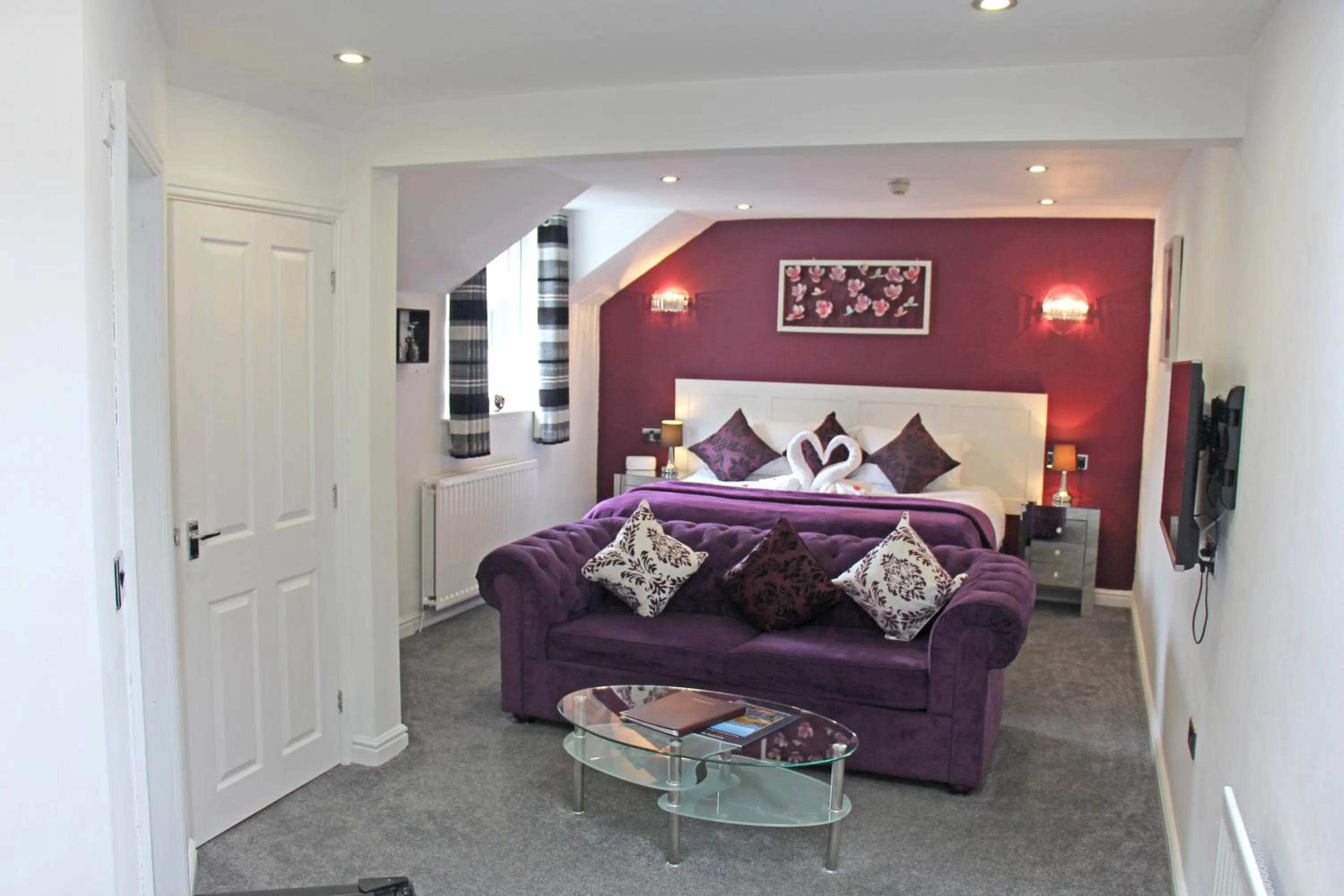 Bathroom in St John's Lodge Guest House incl off-site leisure club