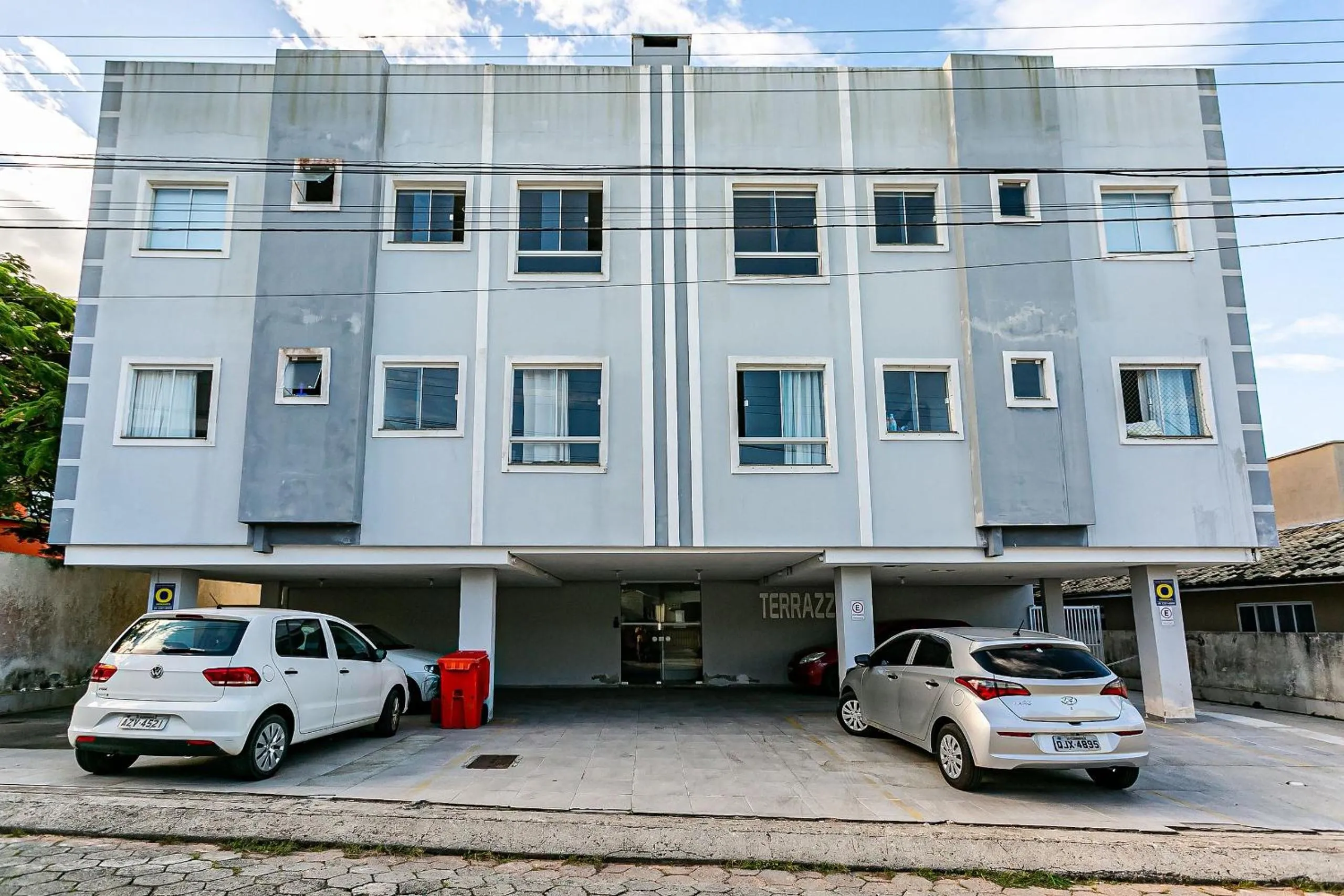 Ingleses Sul, apto amplo e confortável - TER301