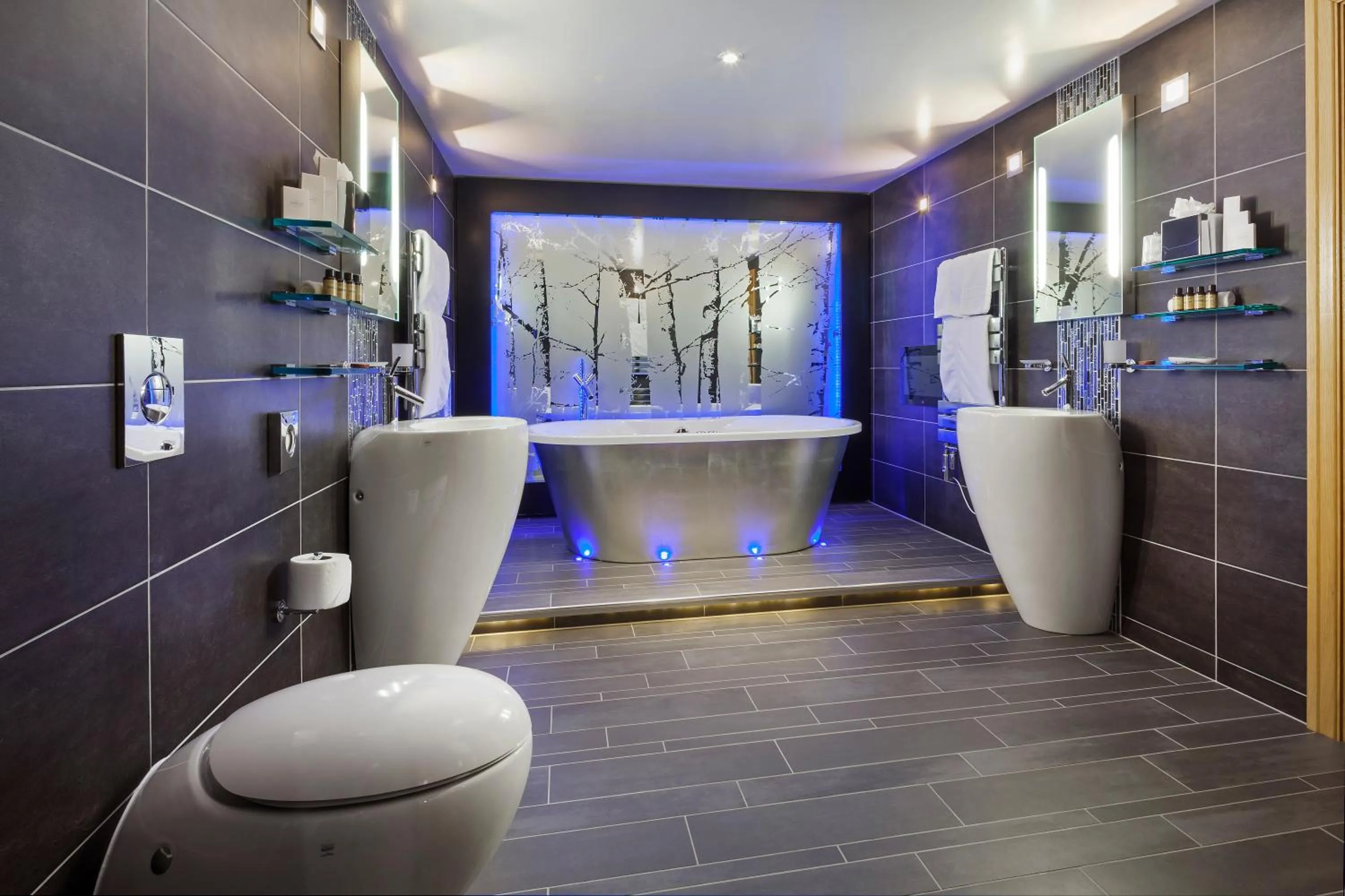 Bathroom in Cedar Manor