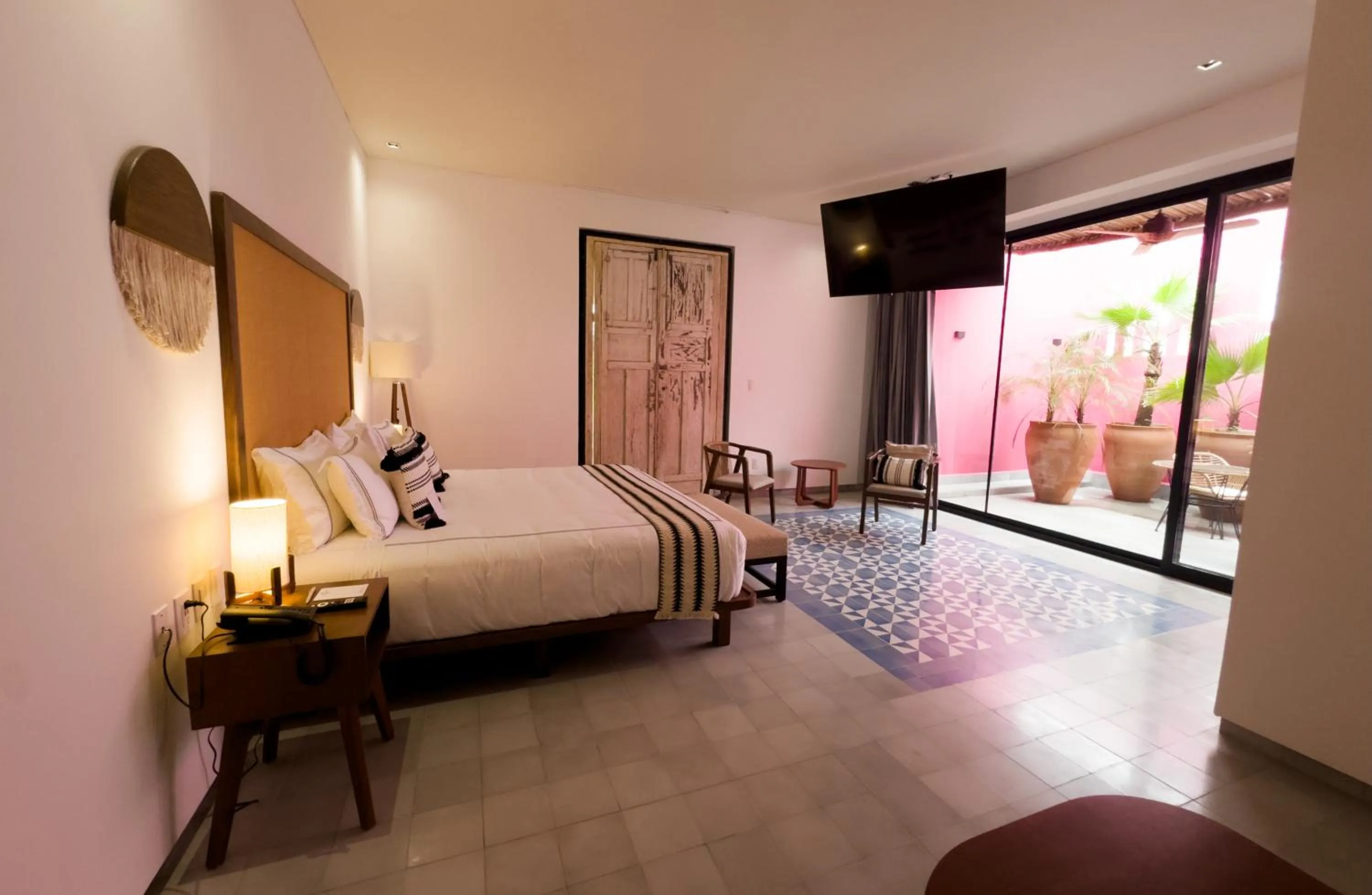 Photo of the whole room, Bed in Casa Loreto 1893