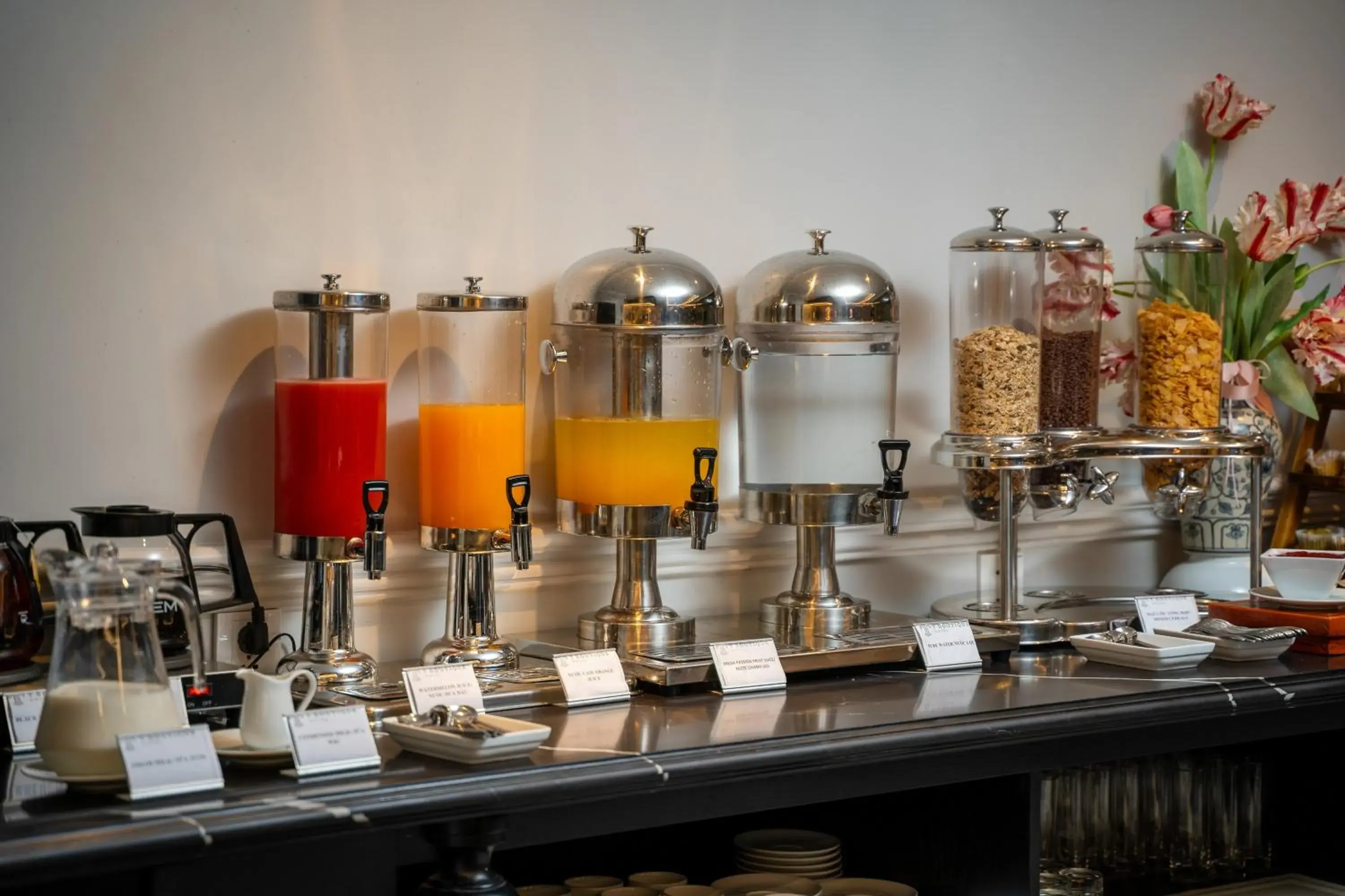 Food and drinks in T Boutique Hotel Food and drinks in T Boutique Hotel