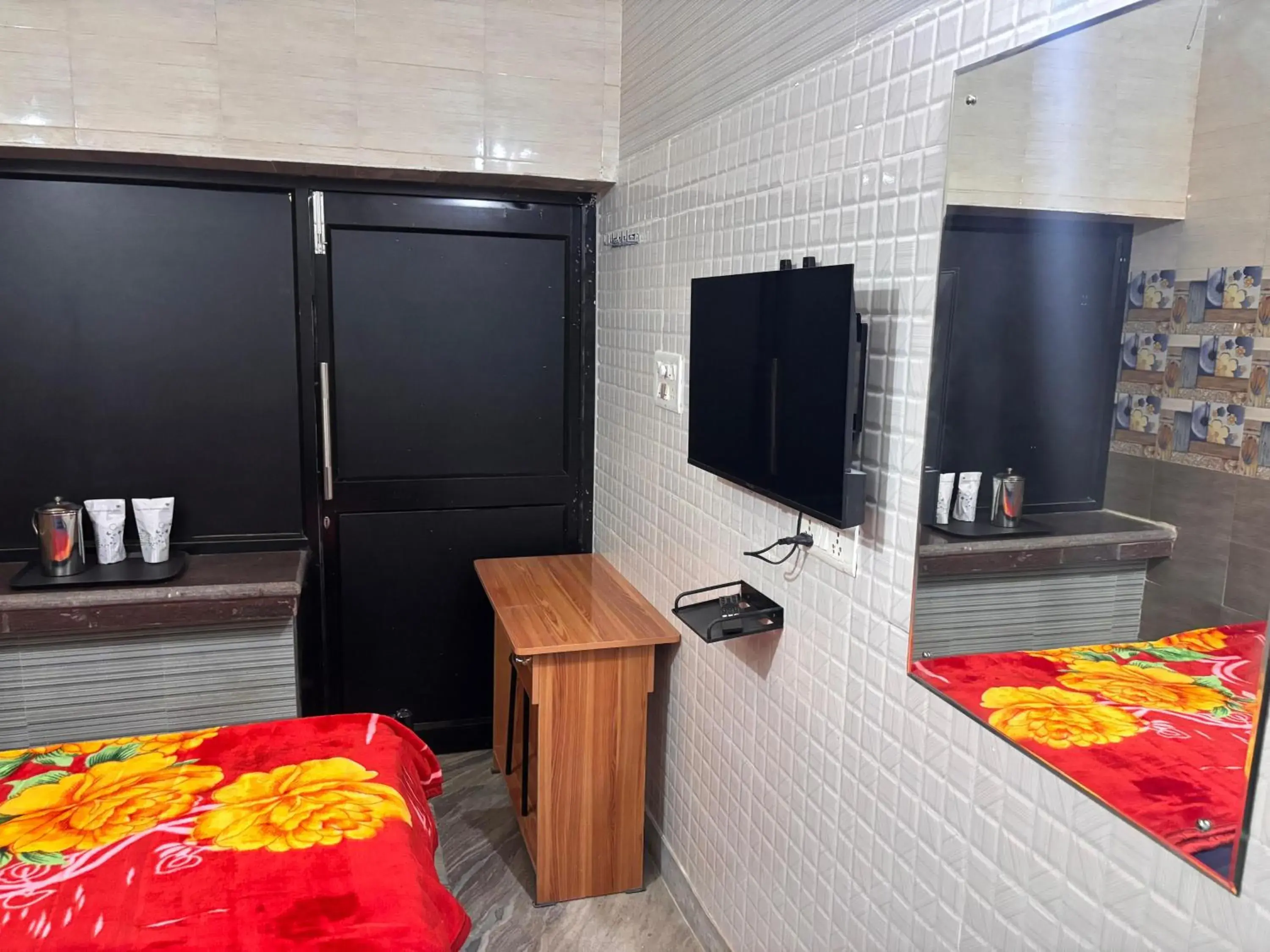 Bedroom, Bed in Dee Dash Inn Bedroom, Bed in Dee Dash Inn