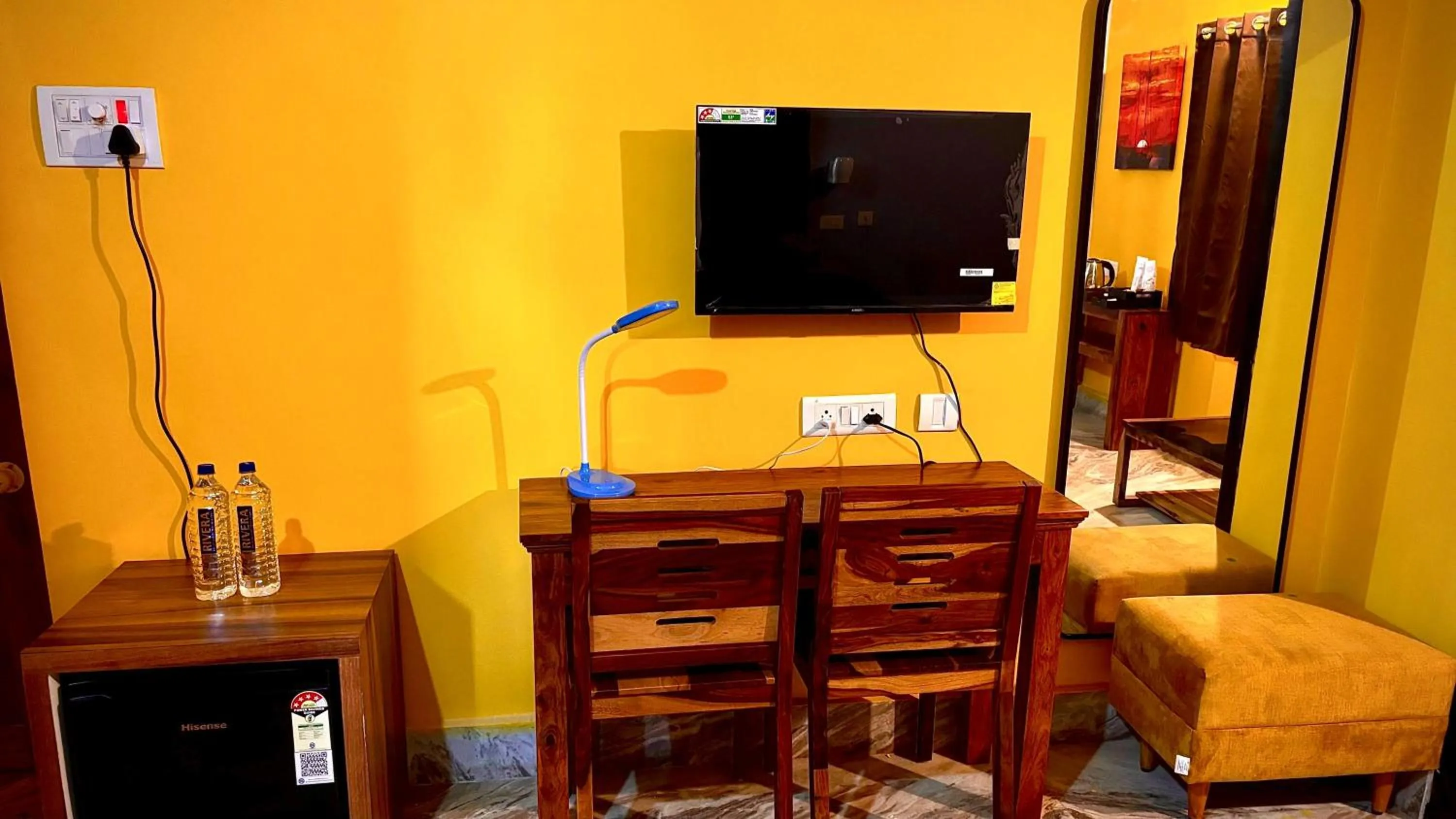 TV and multimedia in Dee Dash Inn