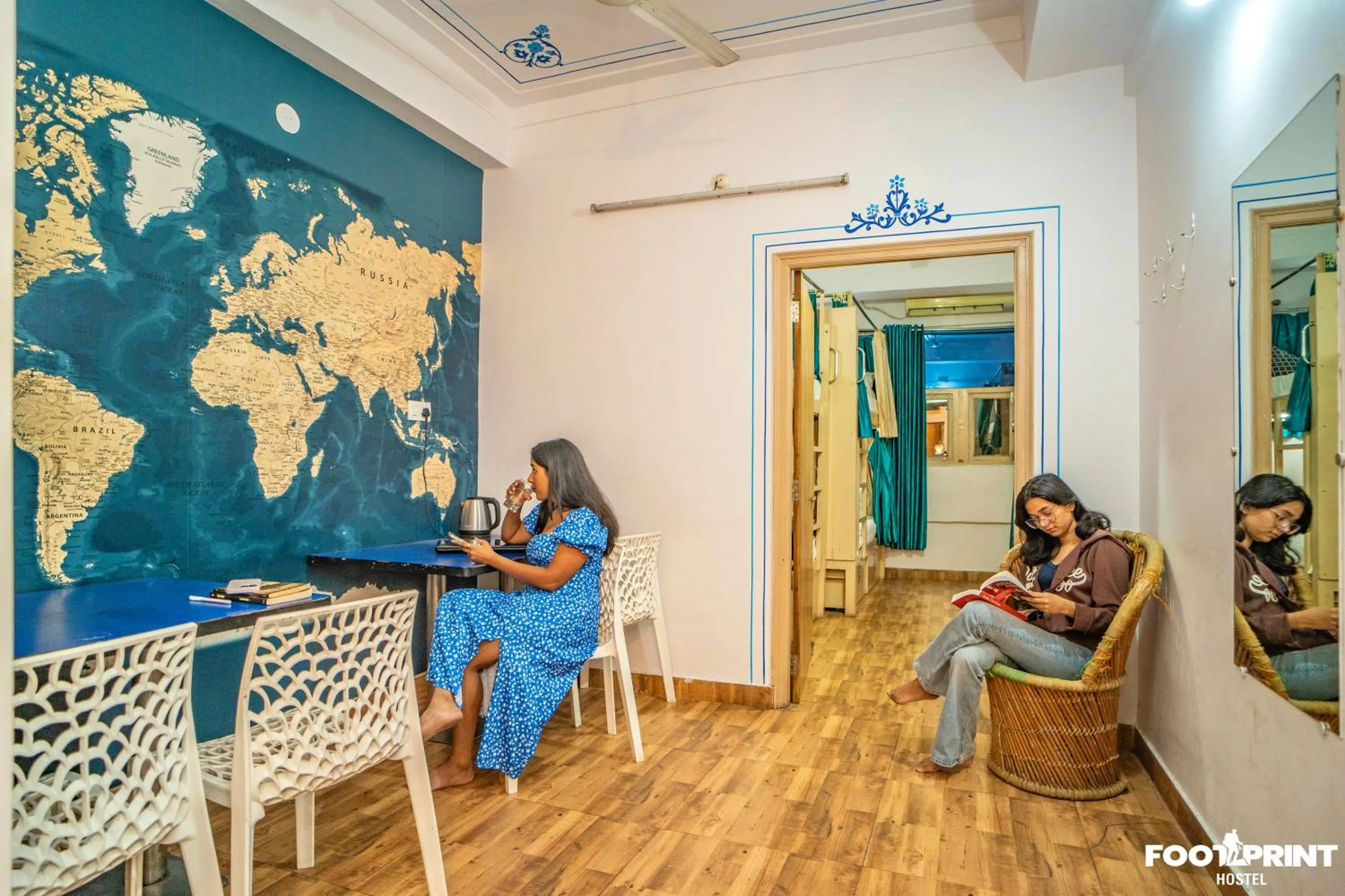 Bed in 8-Bed Mixed Dormitory Room in Footprint Hostel Udaipur