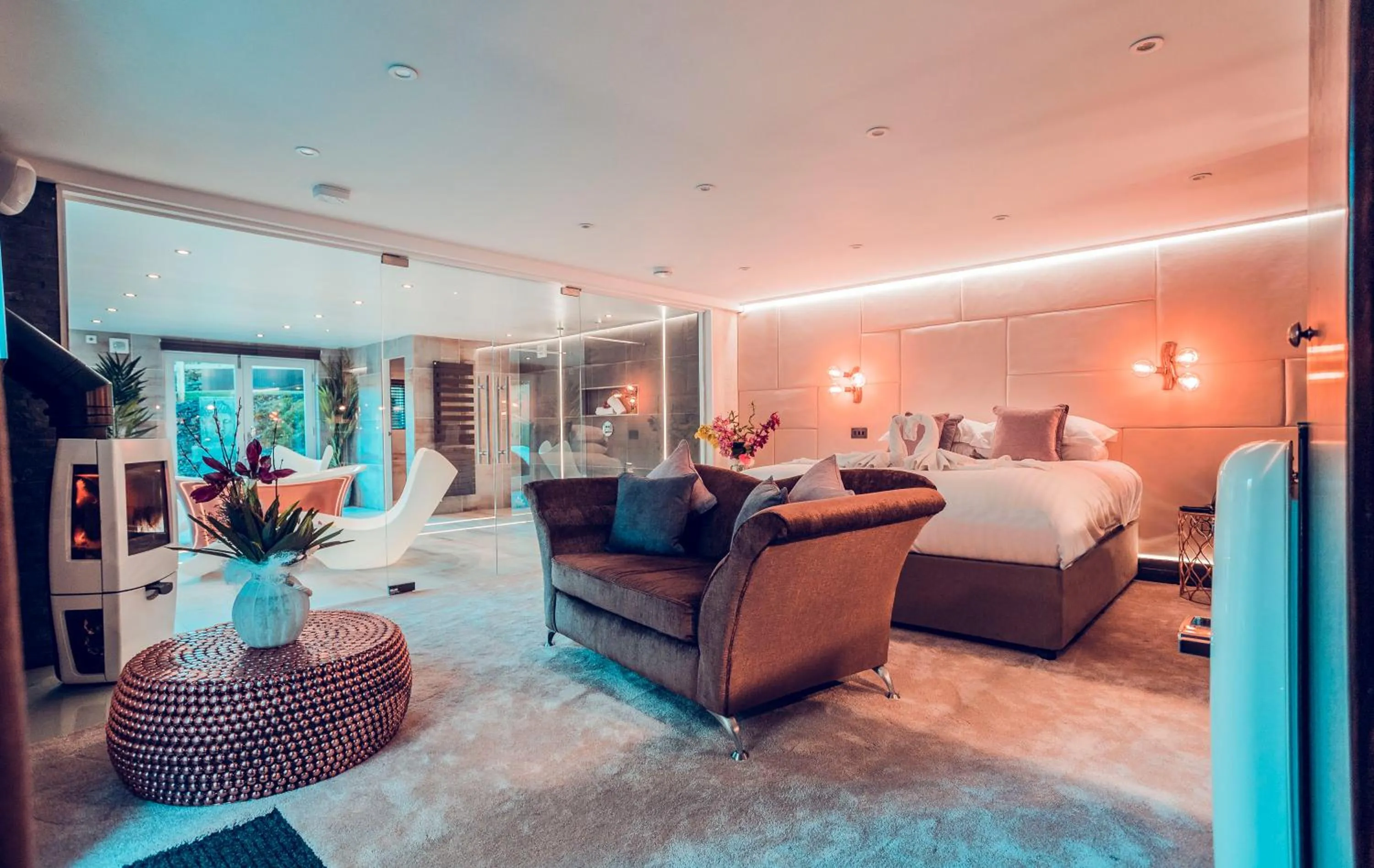 Bed in Aphrodites Group - Luxury Hot Tub Suites in Central Lake District!