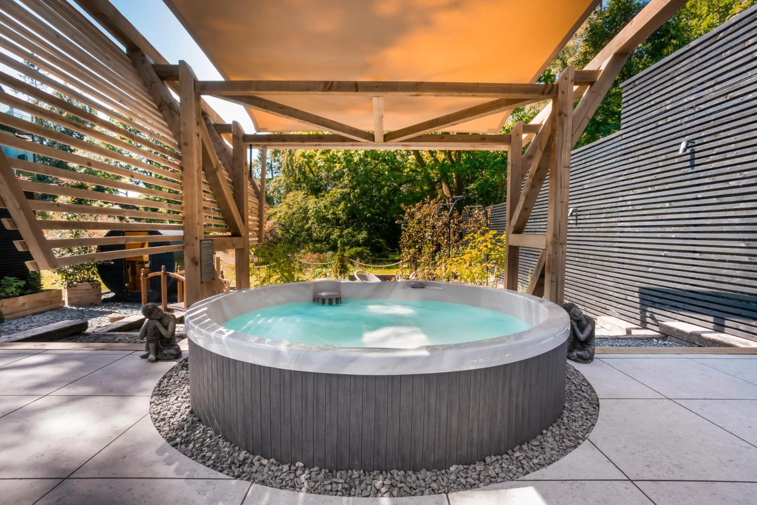 Aphrodites Group - Luxury Hot Tub Suites in Central Lake District!