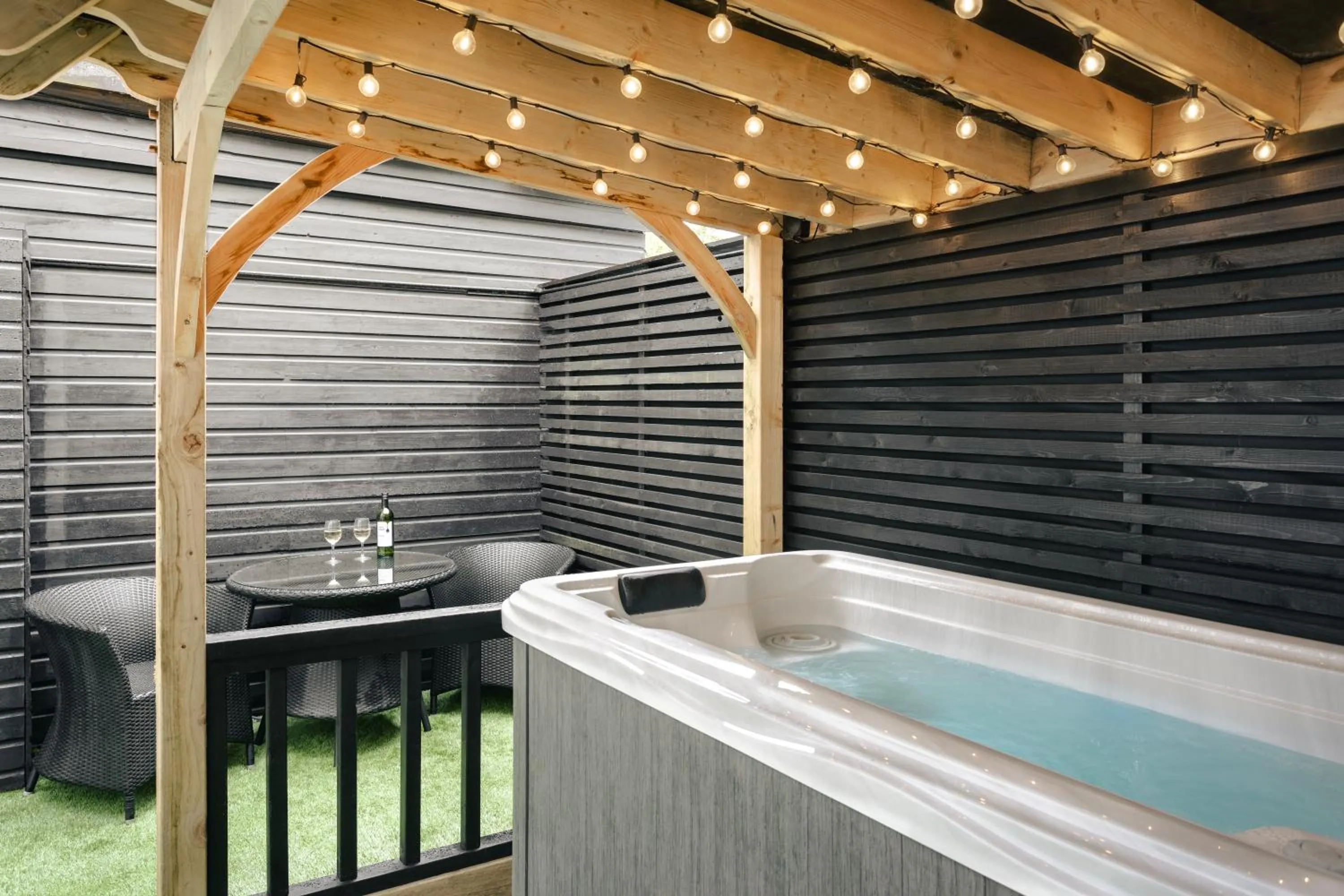 Aphrodites Group - Luxury Hot Tub Suites in Central Lake District!