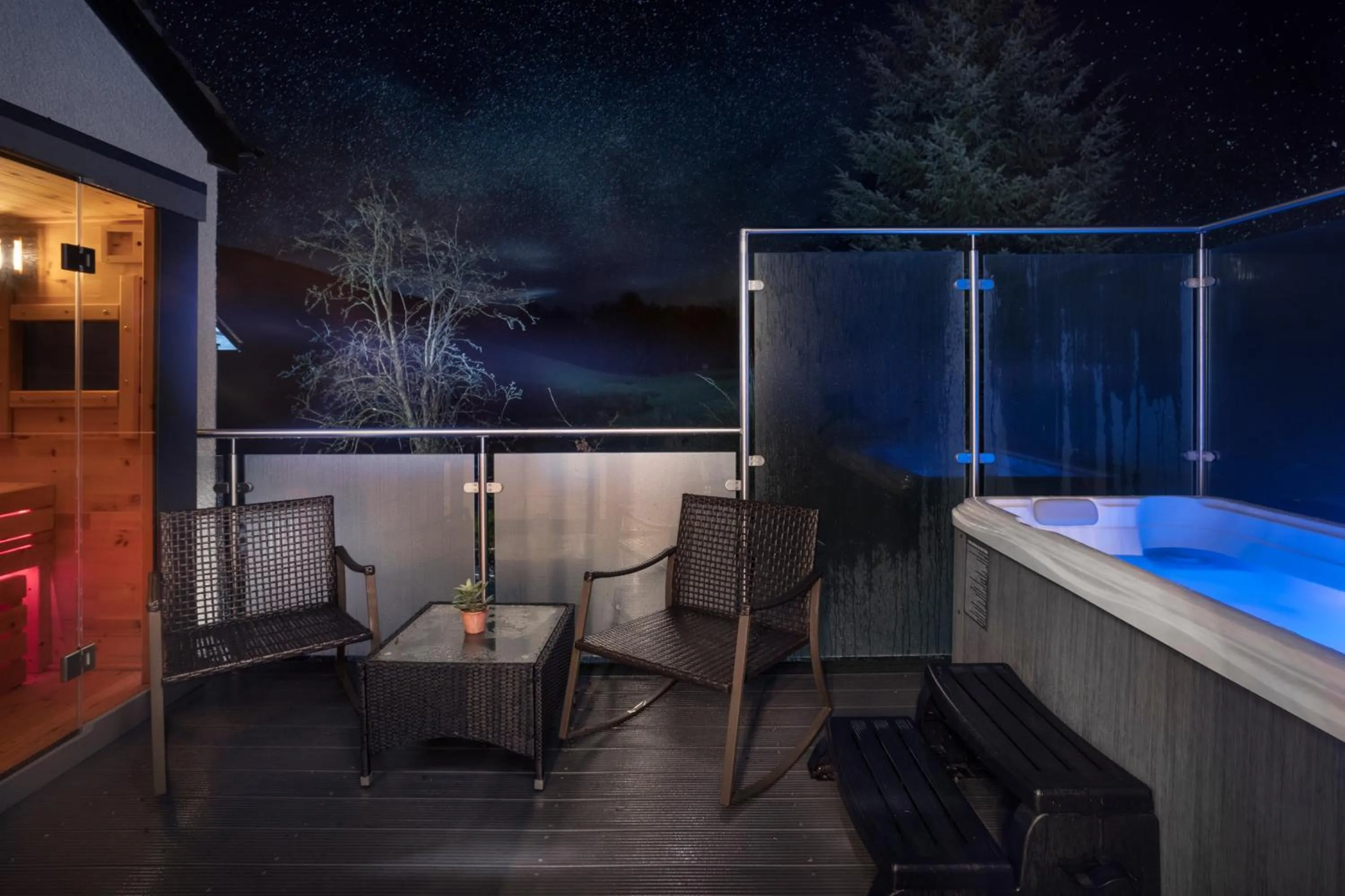 Aphrodites Group - Luxury Hot Tub Suites in Central Lake District!