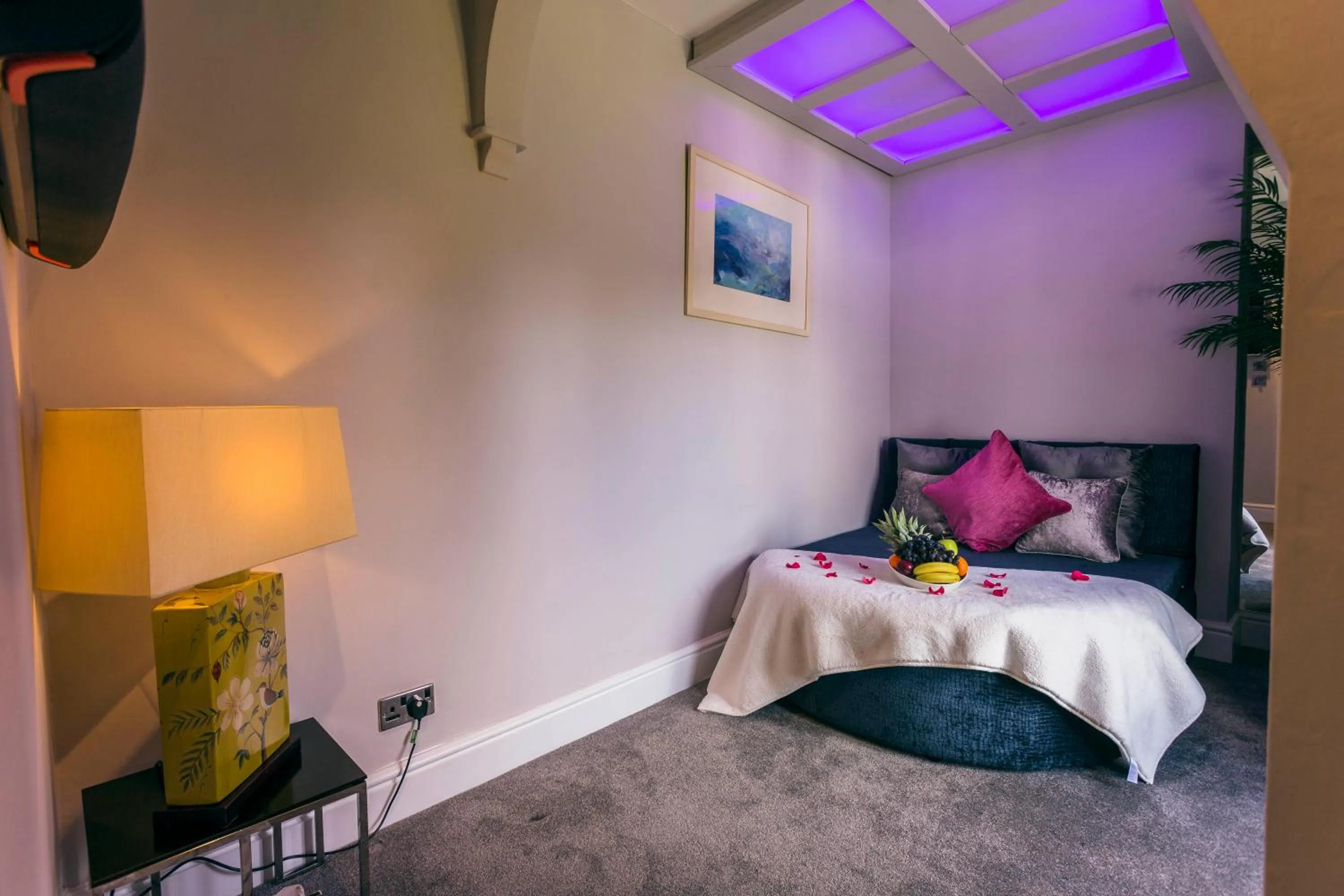 Bed in Aphrodites Group - Luxury Hot Tub Suites in Central Lake District!