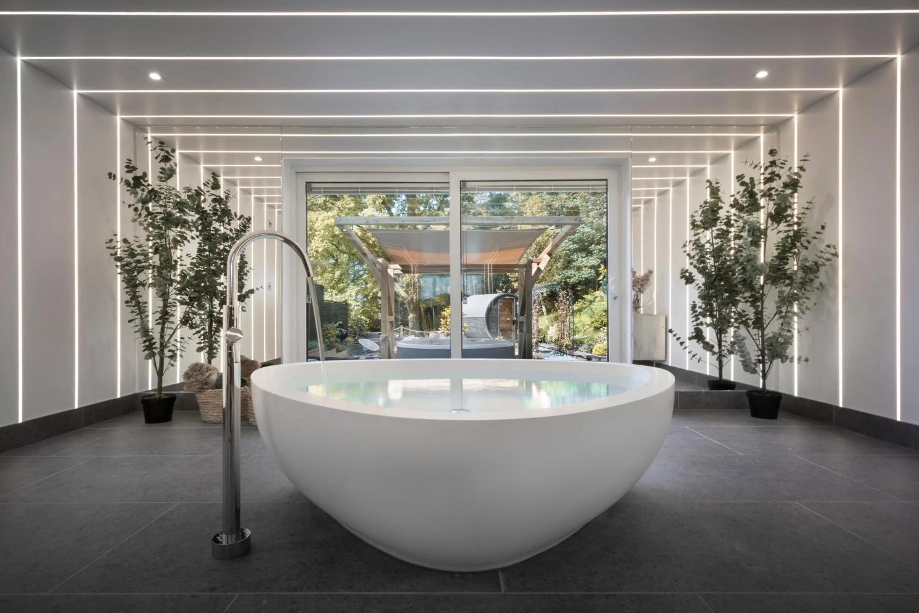 Aphrodites Group - Luxury Hot Tub Suites in Central Lake District!