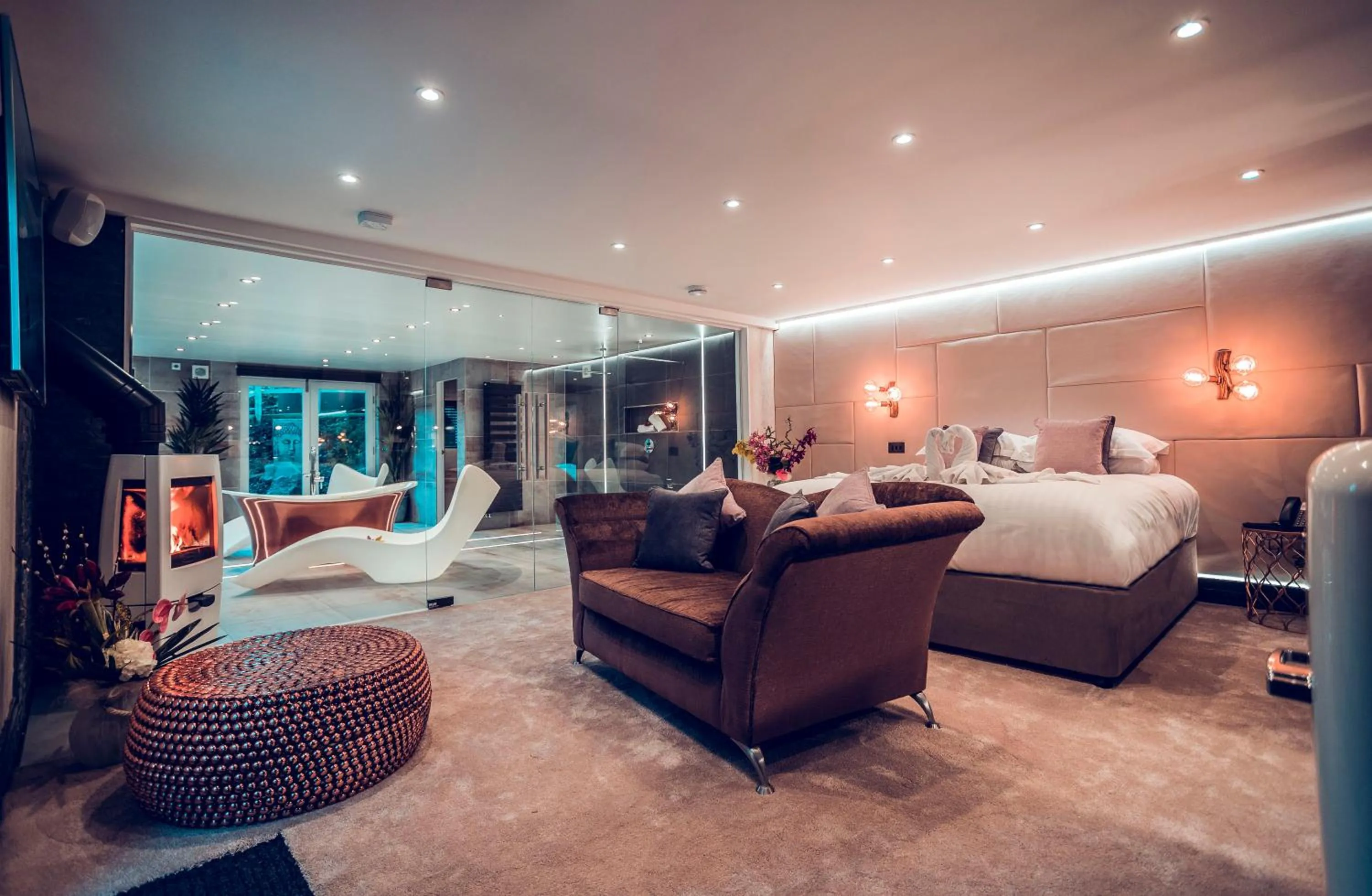 Bed in Aphrodites Group - Luxury Hot Tub Suites in Central Lake District!