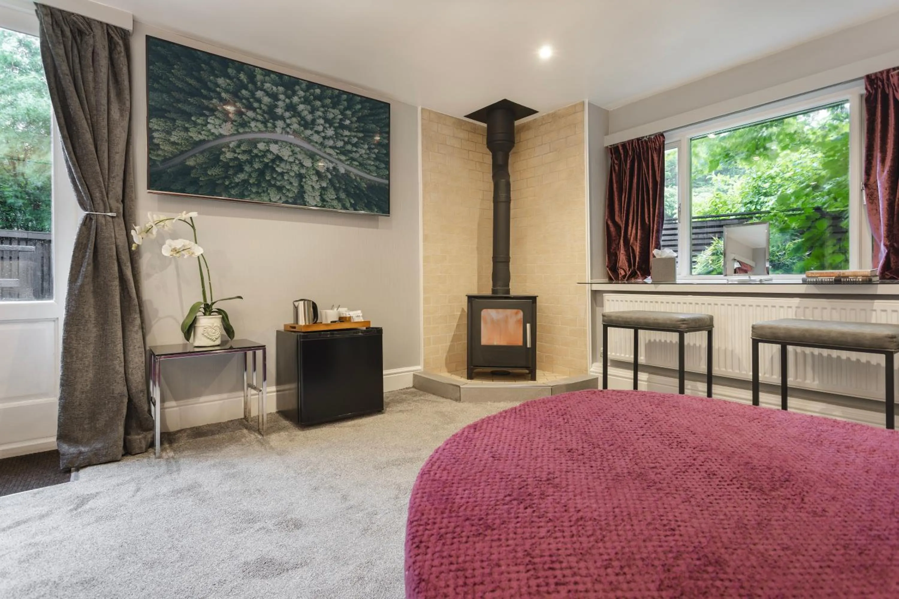 Aphrodites Group - Luxury Hot Tub Suites in Central Lake District!