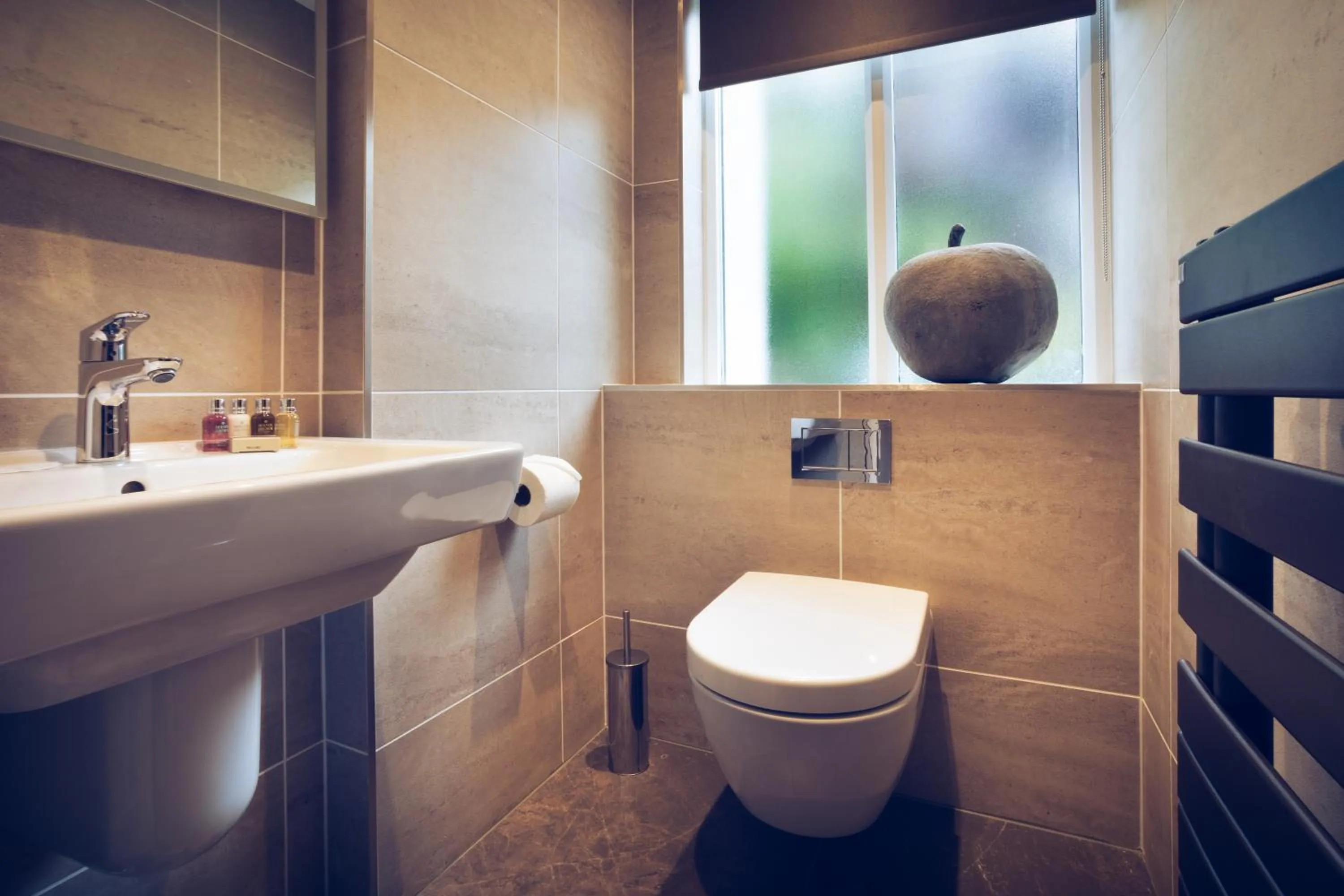 Aphrodites Group - Luxury Hot Tub Suites in Central Lake District!