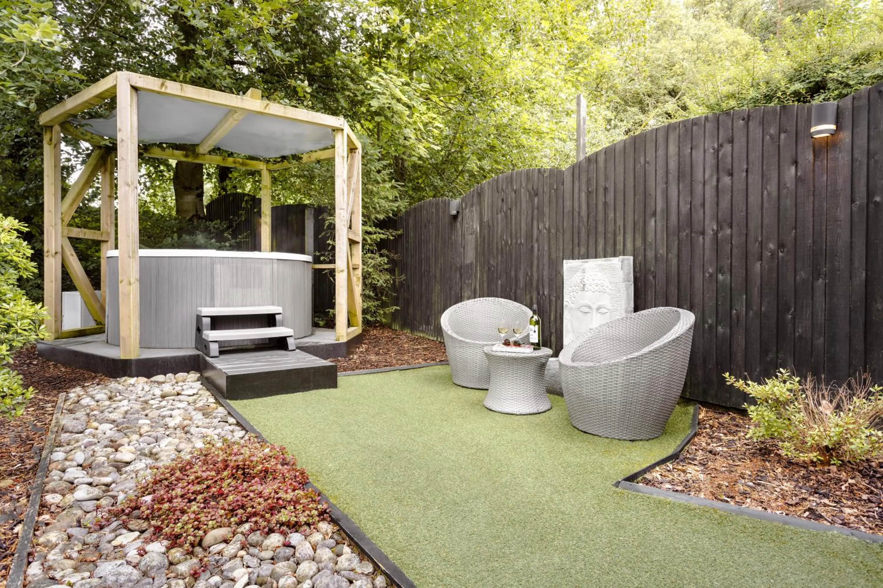 Aphrodites Group - Luxury Hot Tub Suites in Central Lake District!