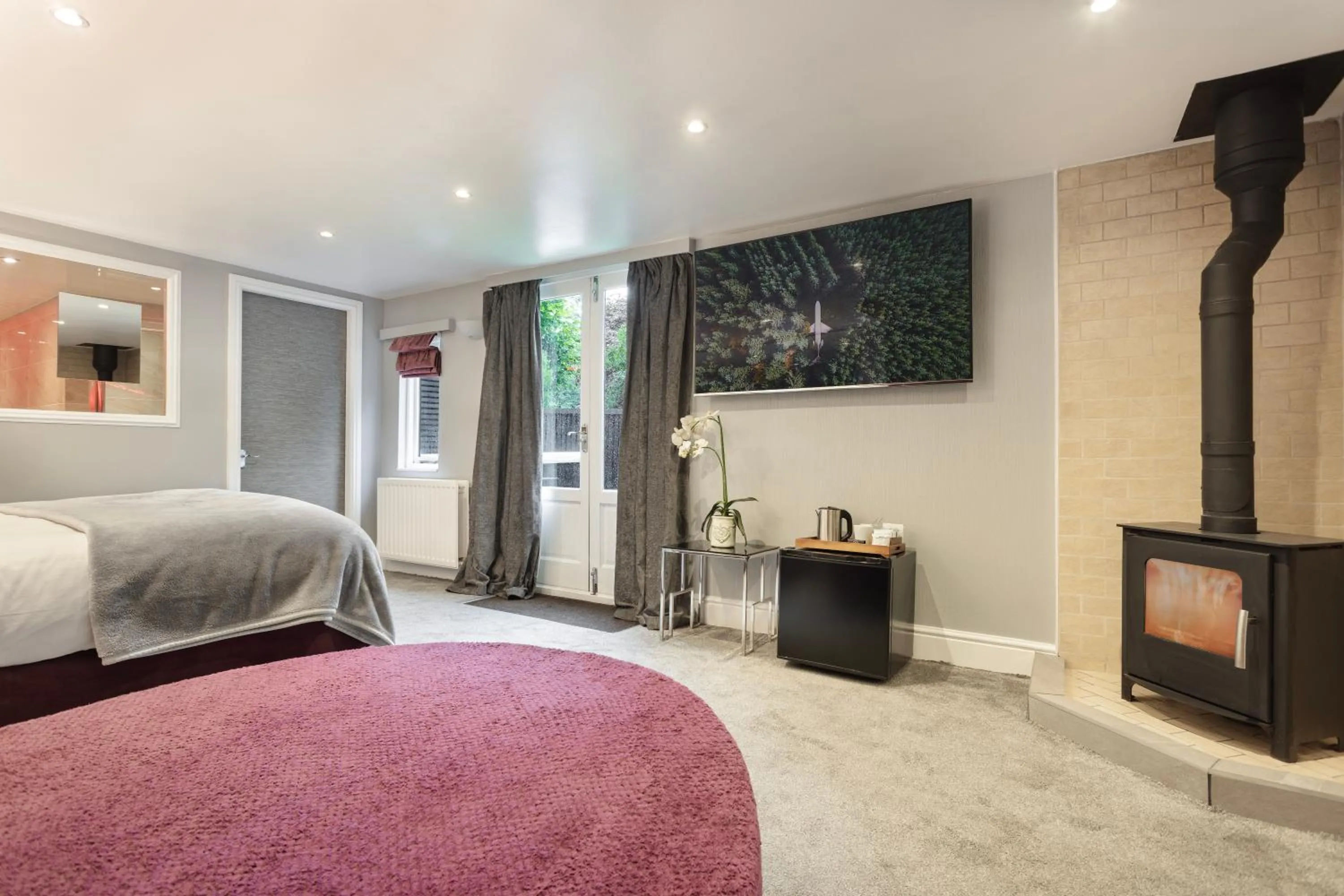 Bed in Aphrodites Group - Luxury Hot Tub Suites in Central Lake District!