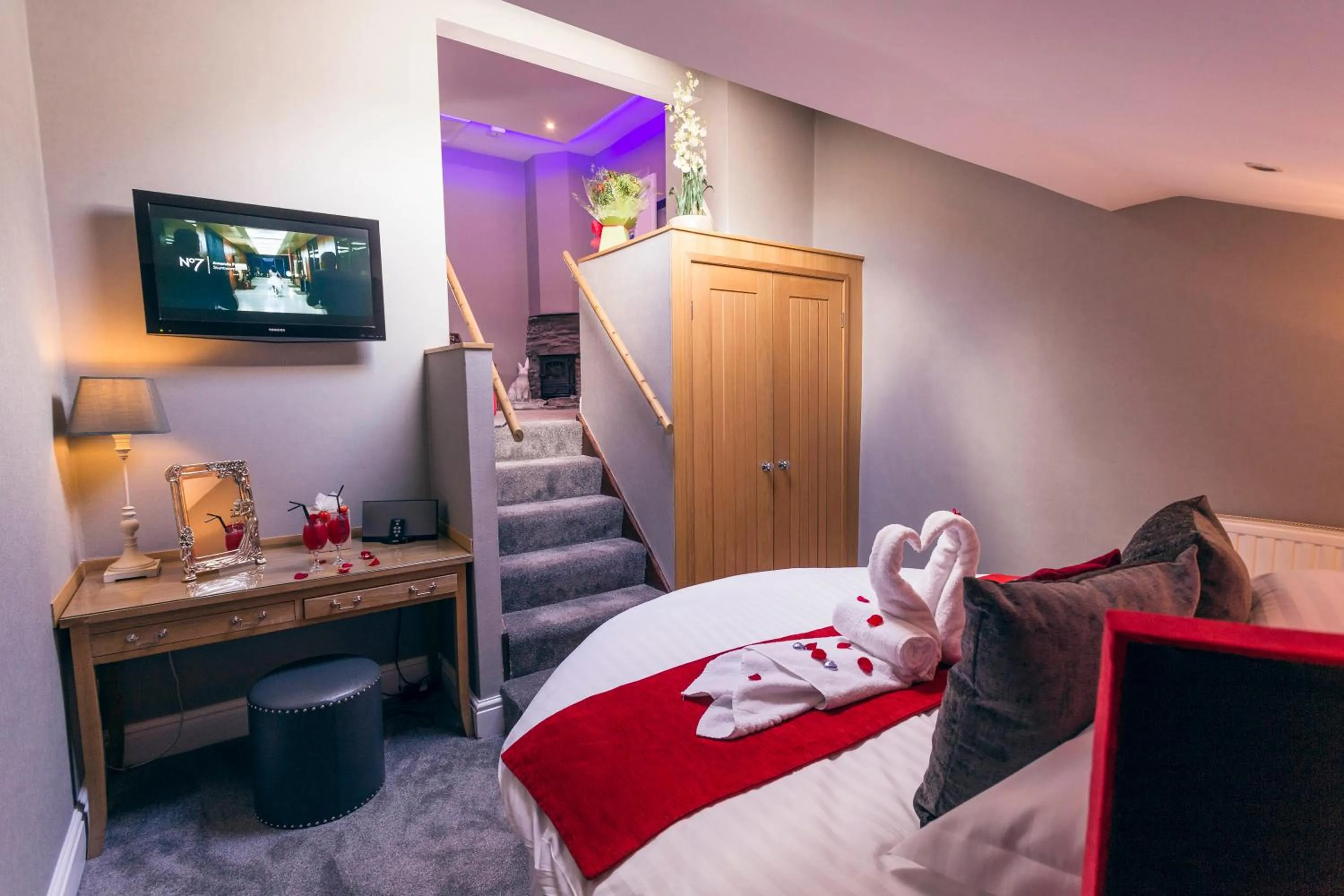 Bed in Aphrodites Group - Luxury Hot Tub Suites in Central Lake District!