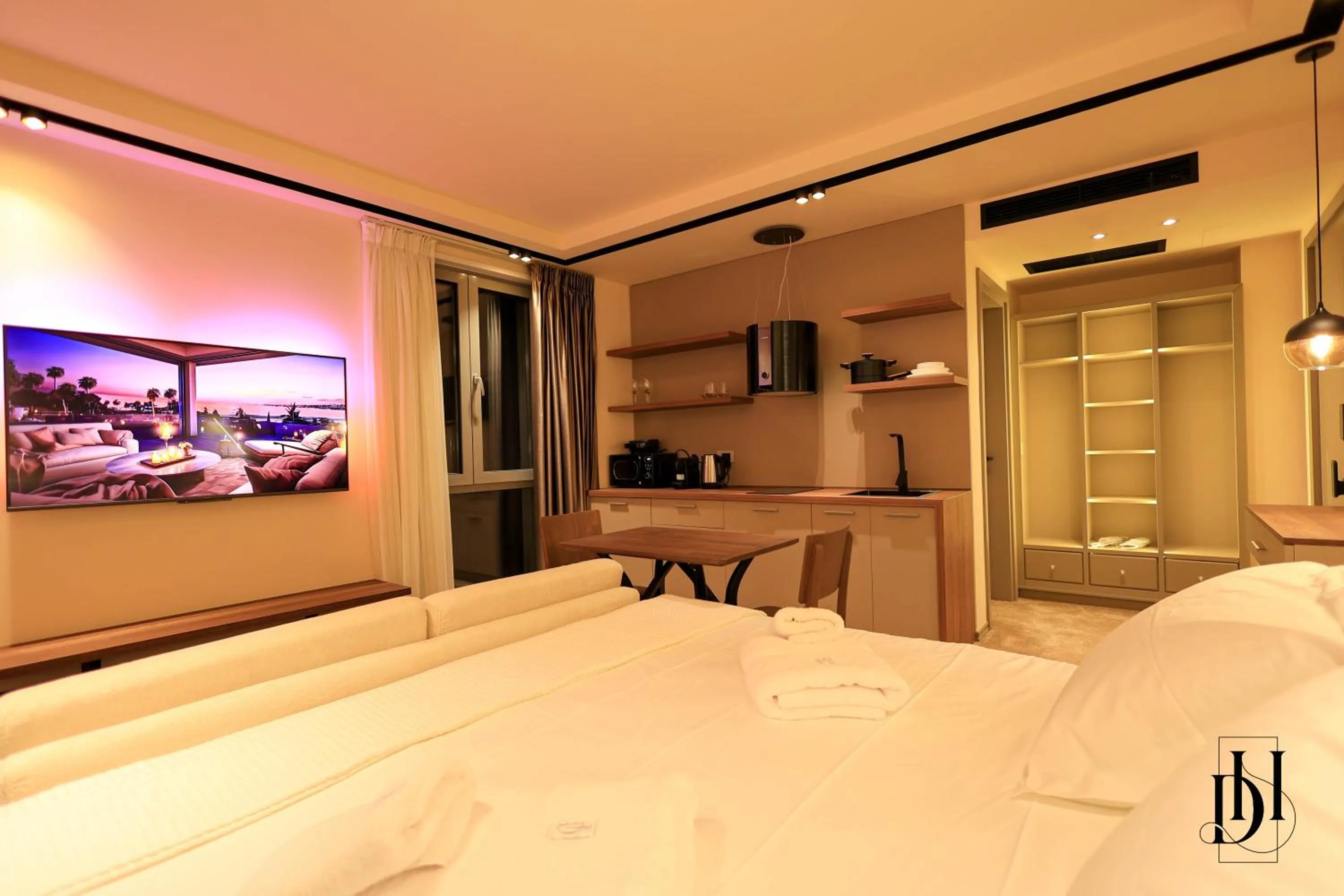 Bed in DeHa Rooms & Apartments