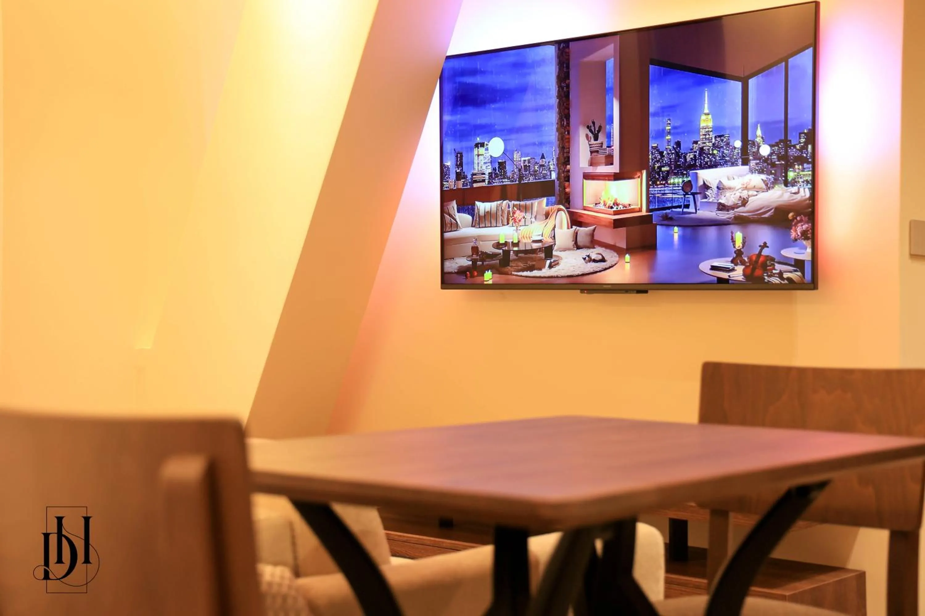 TV and multimedia in DeHa Rooms & Apartments