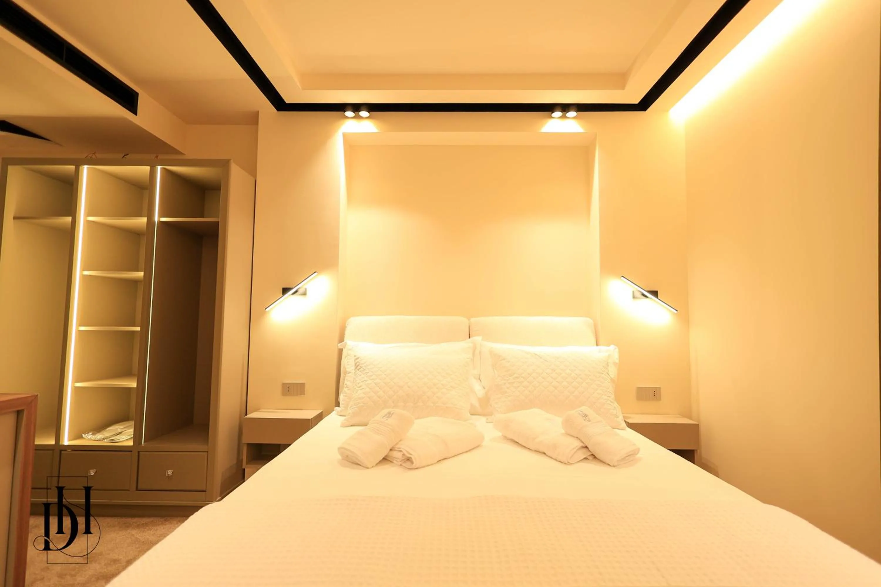 Bed in DeHa Rooms & Apartments