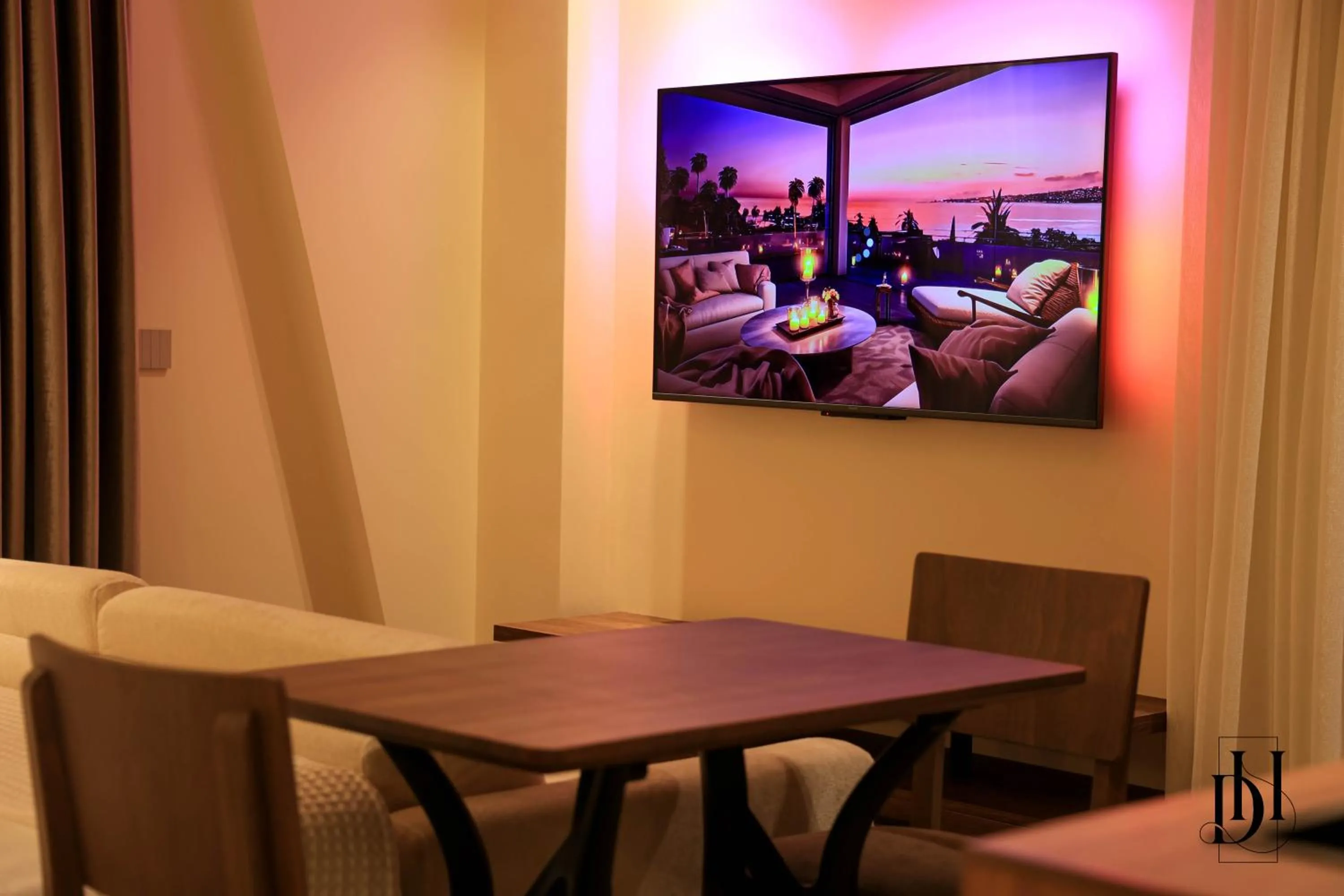 TV and multimedia in DeHa Rooms & Apartments