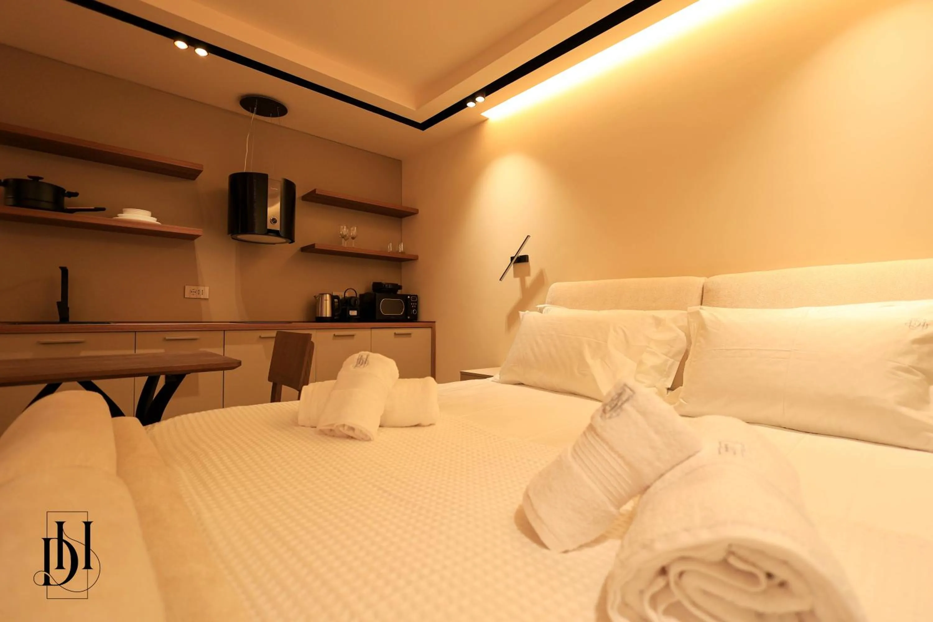 Bed in DeHa Rooms & Apartments