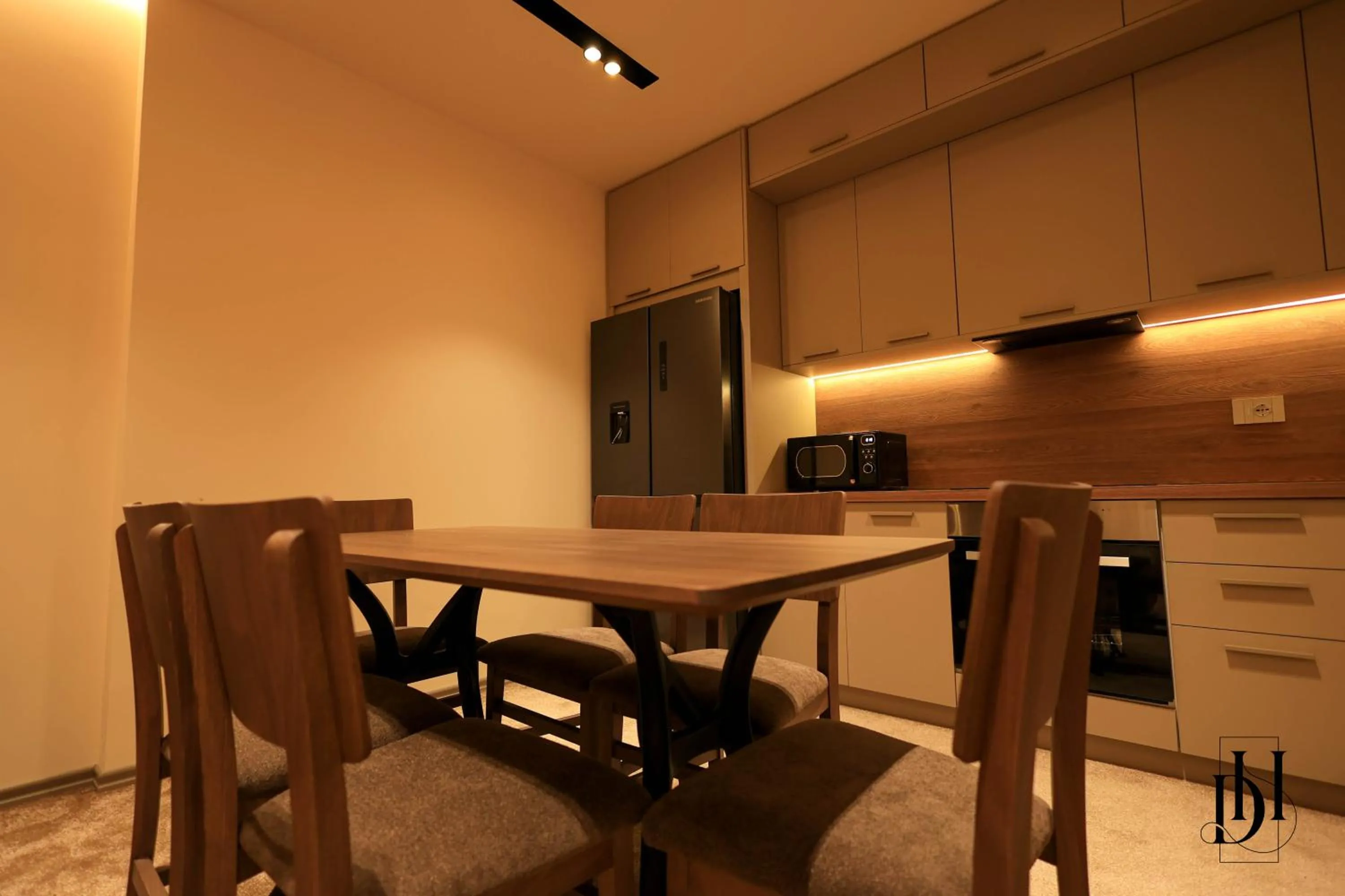 Kitchen or kitchenette in DeHa Rooms & Apartments