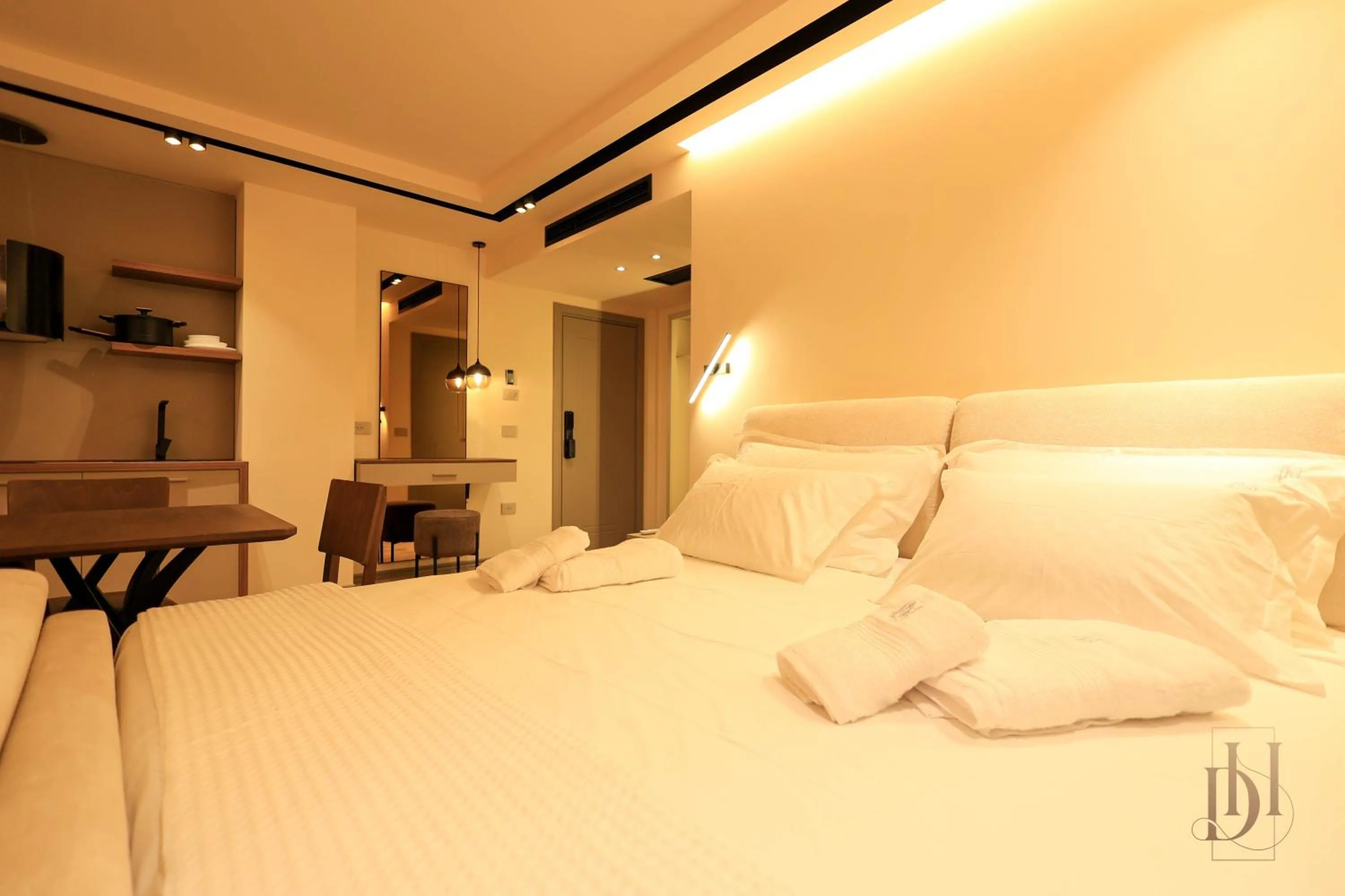 Bed in DeHa Rooms & Apartments